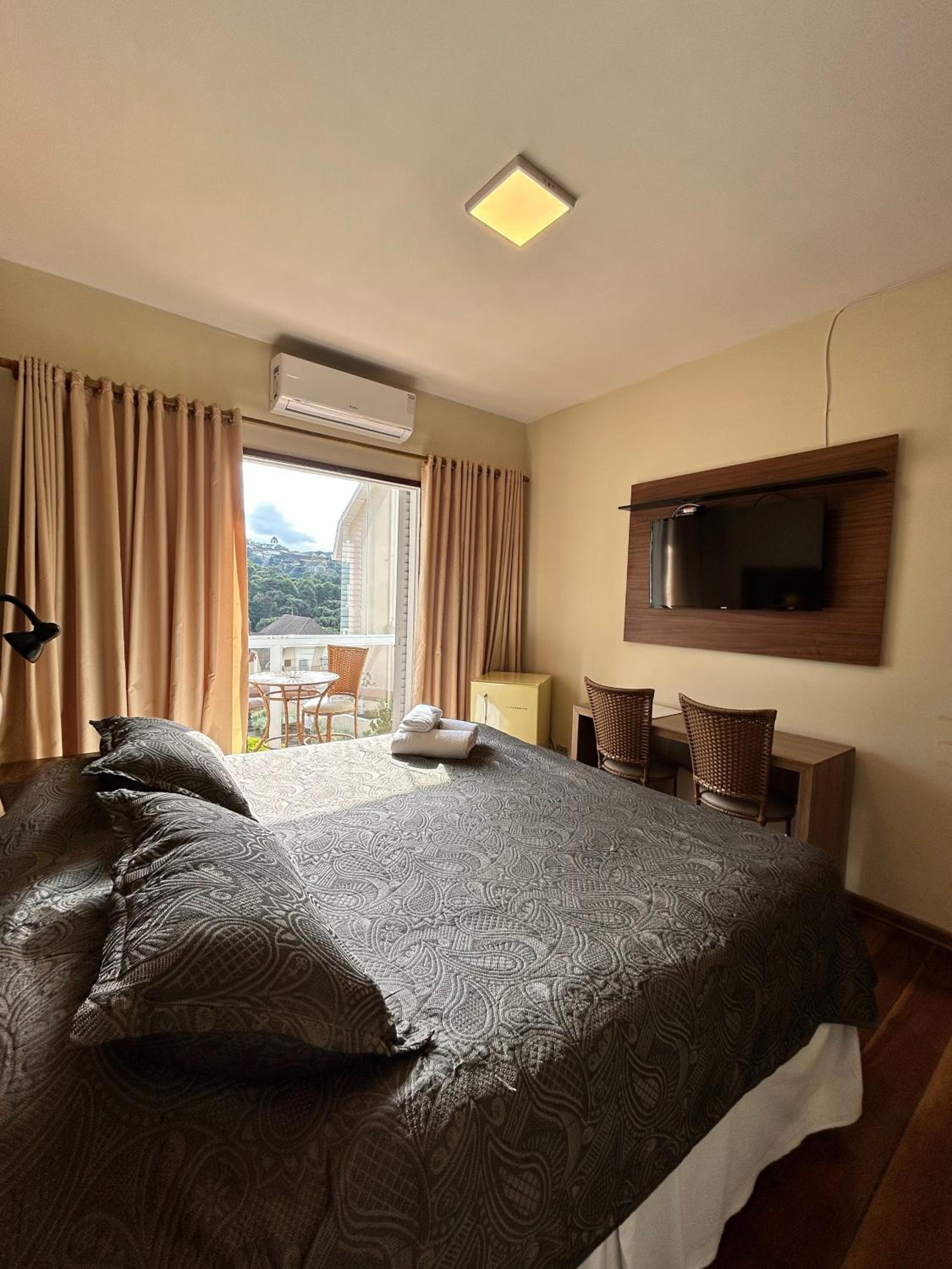 Premium Double Room With Balcony photo 2