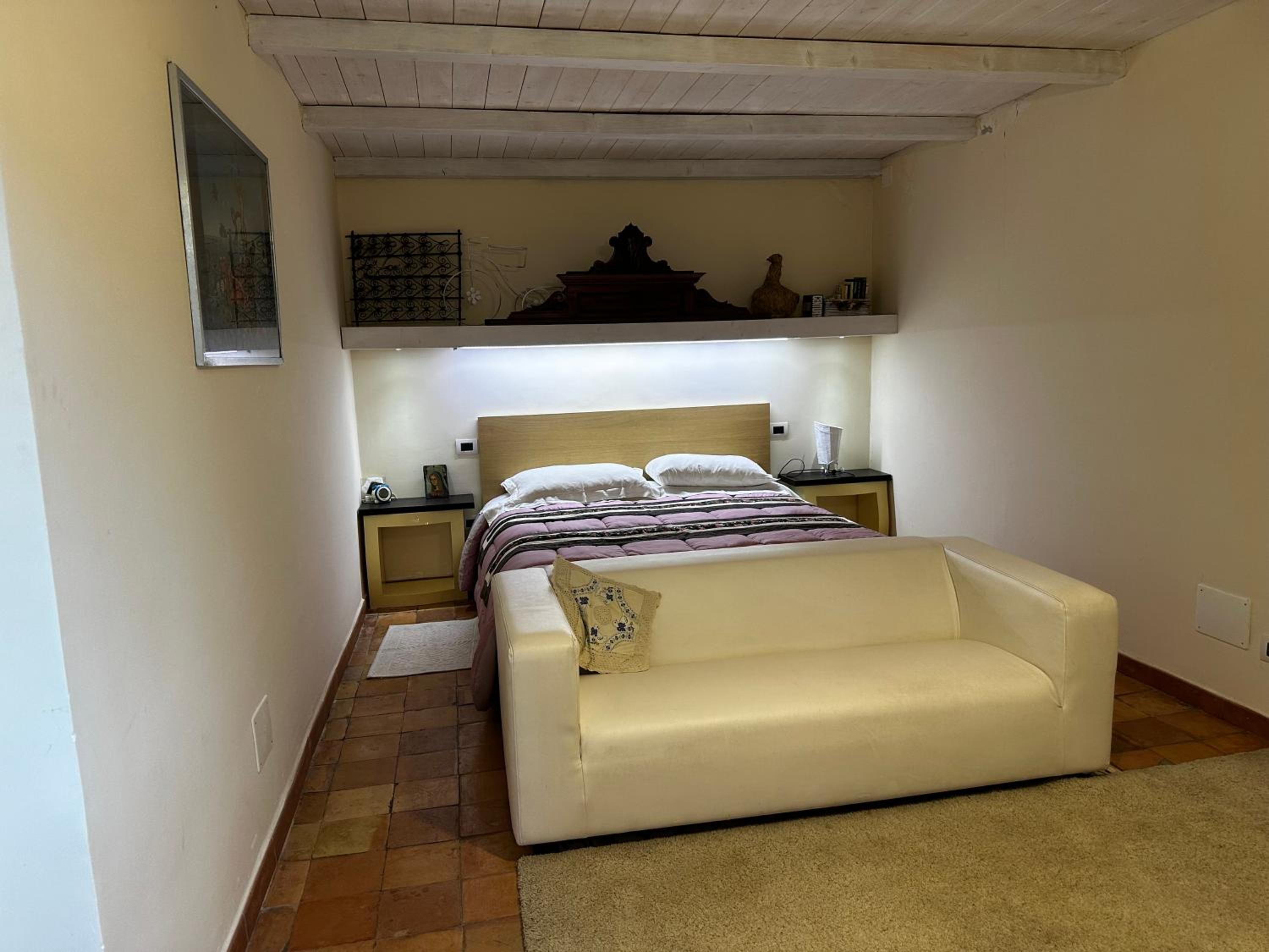 Double Room With Private Bathroom photo 2