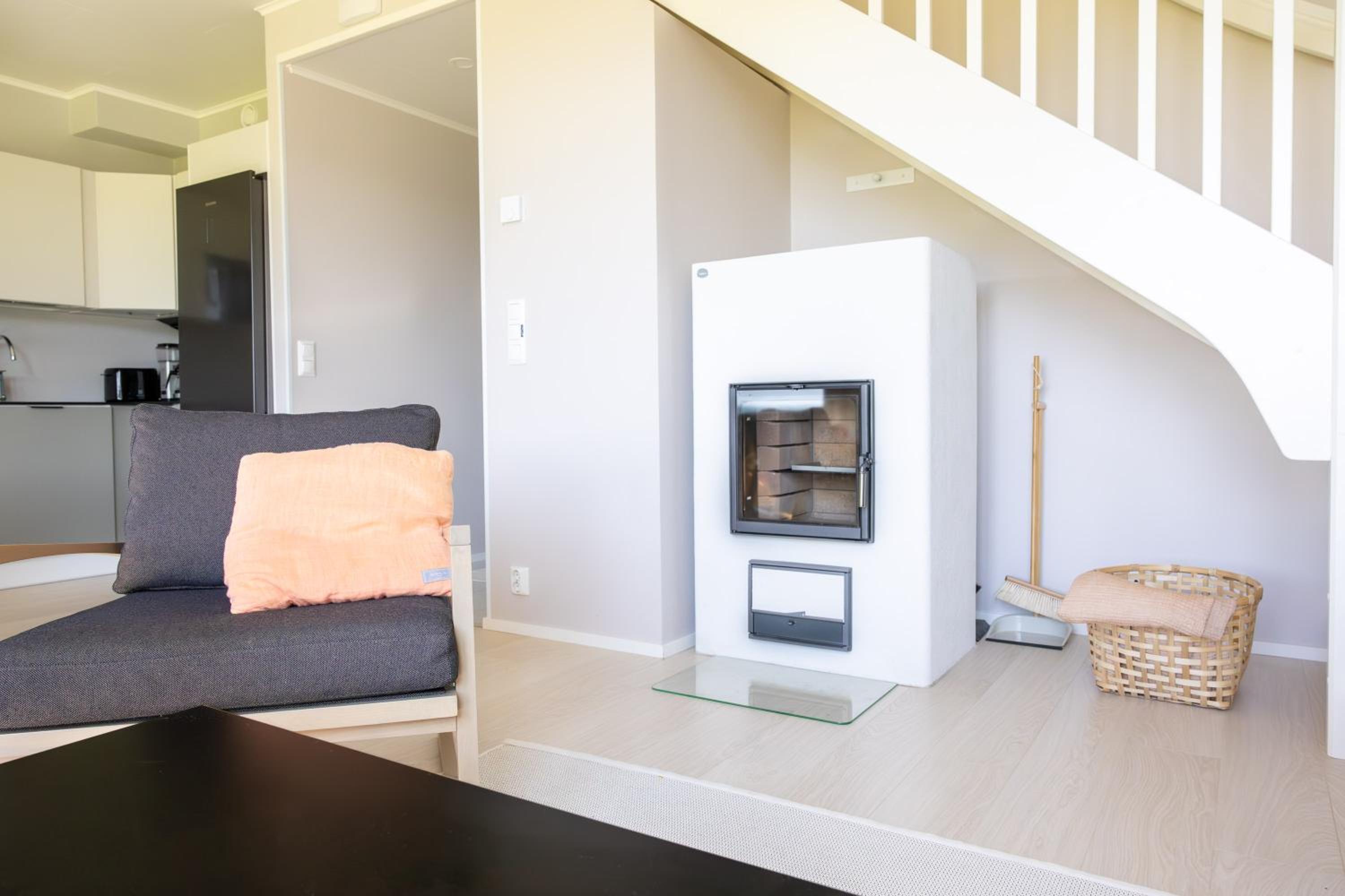 Three-Bedroom Apartment photo 2