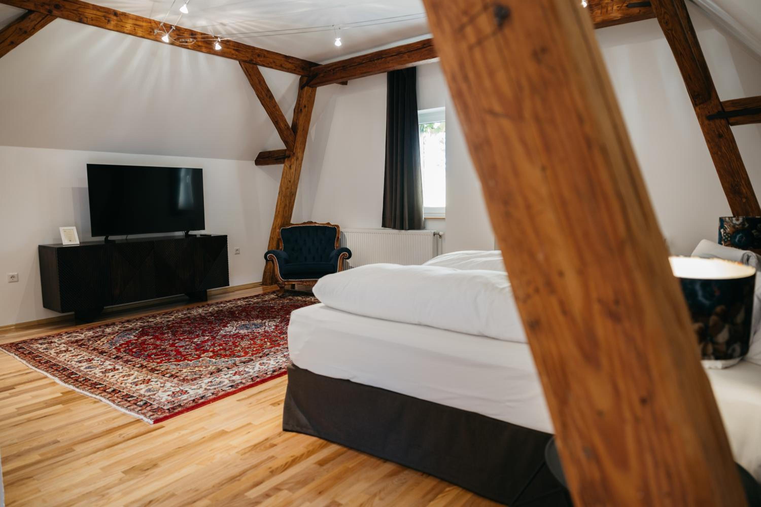 Junior Suite with Garden View - Photo 1
