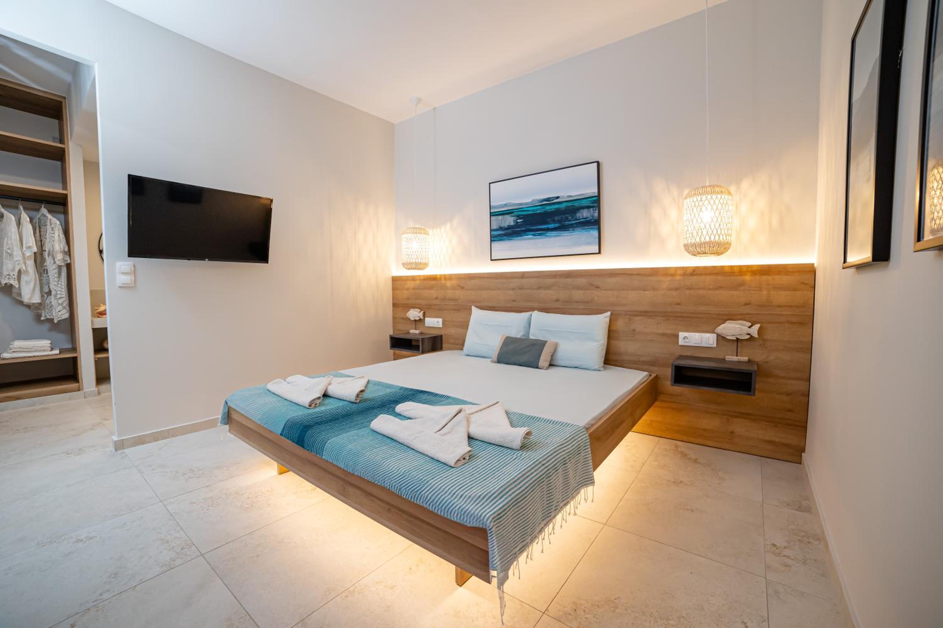 One-Bedroom House photo 1