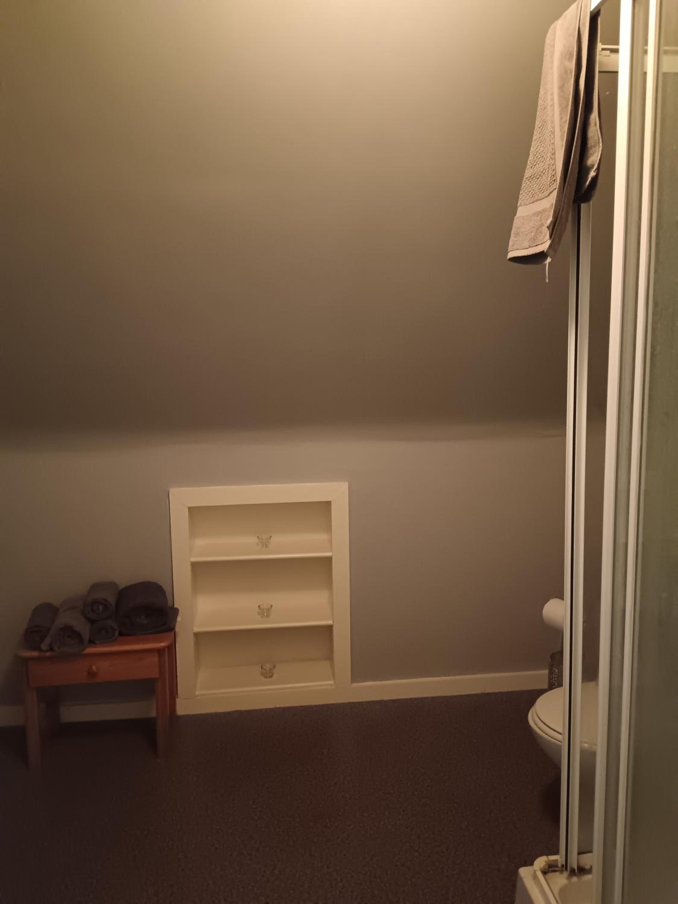 One-Bedroom Apartment - Photo 9