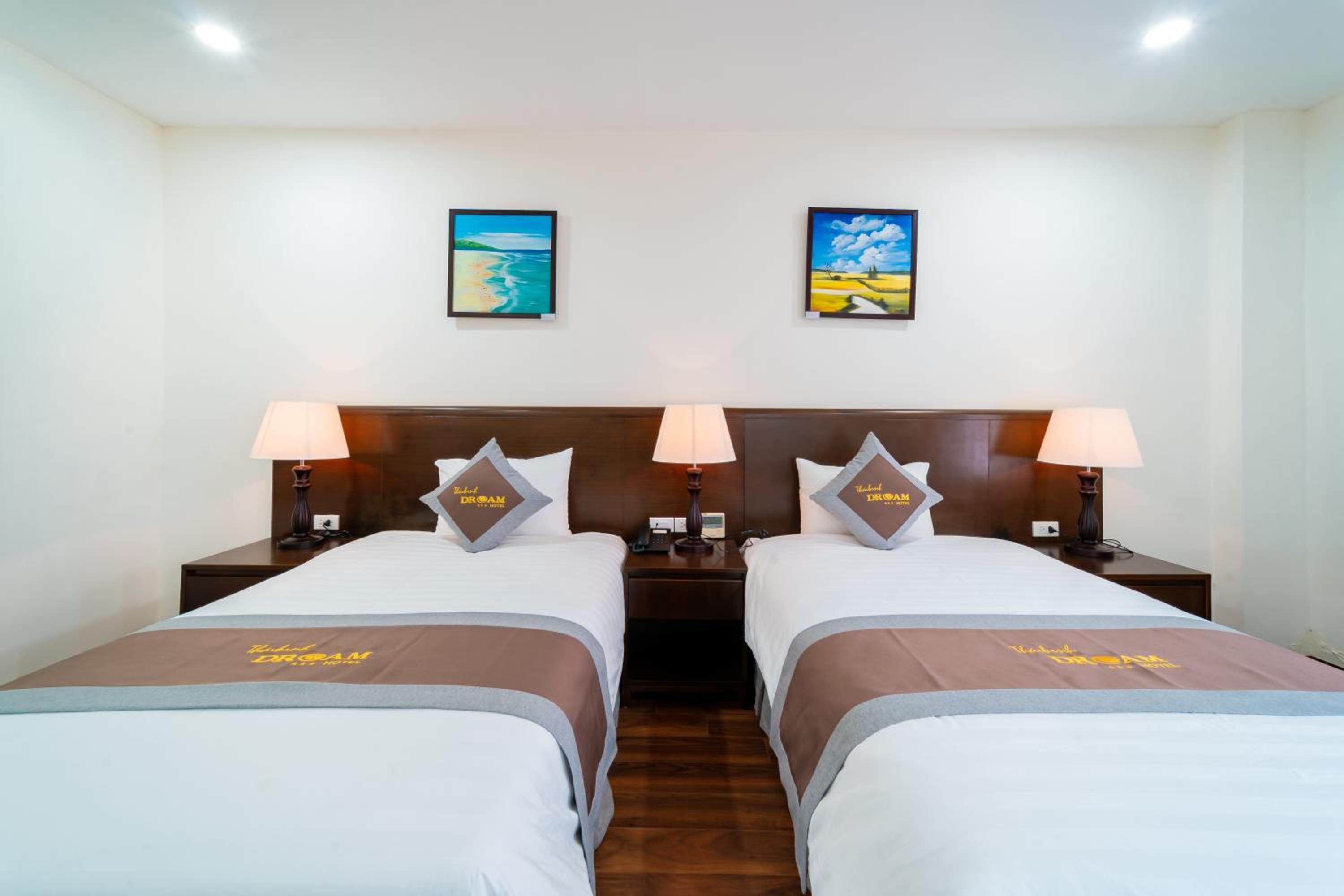 Twin Room - Photo 4