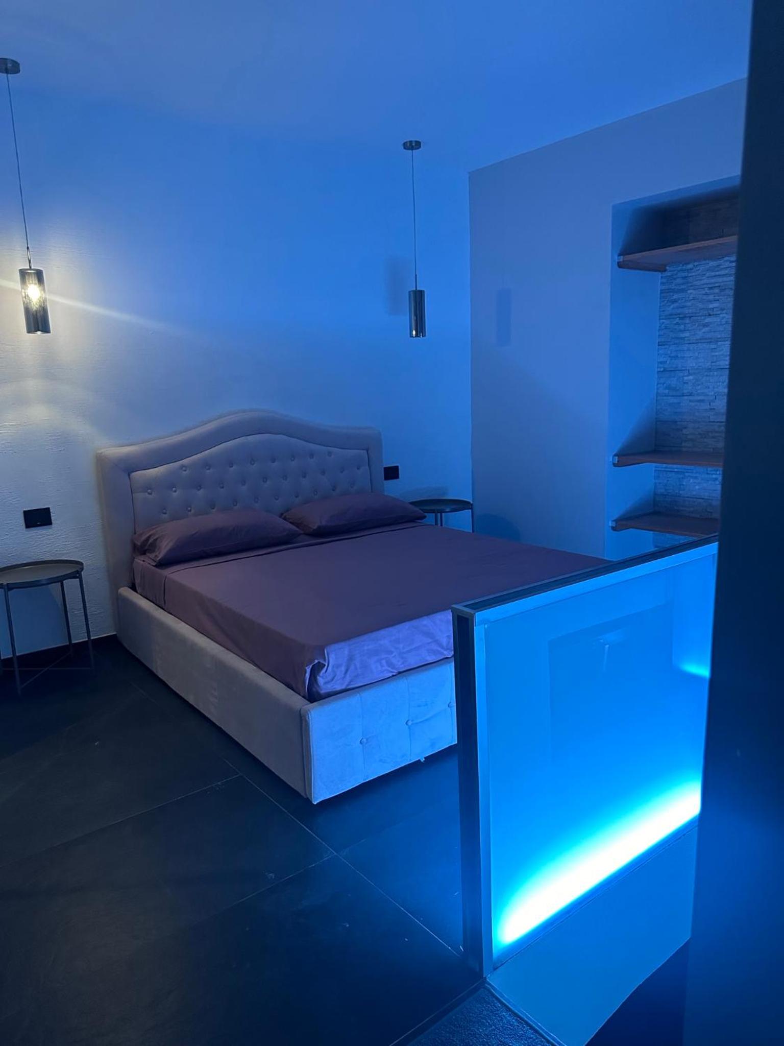 Queen Room with Spa Bath photo 3