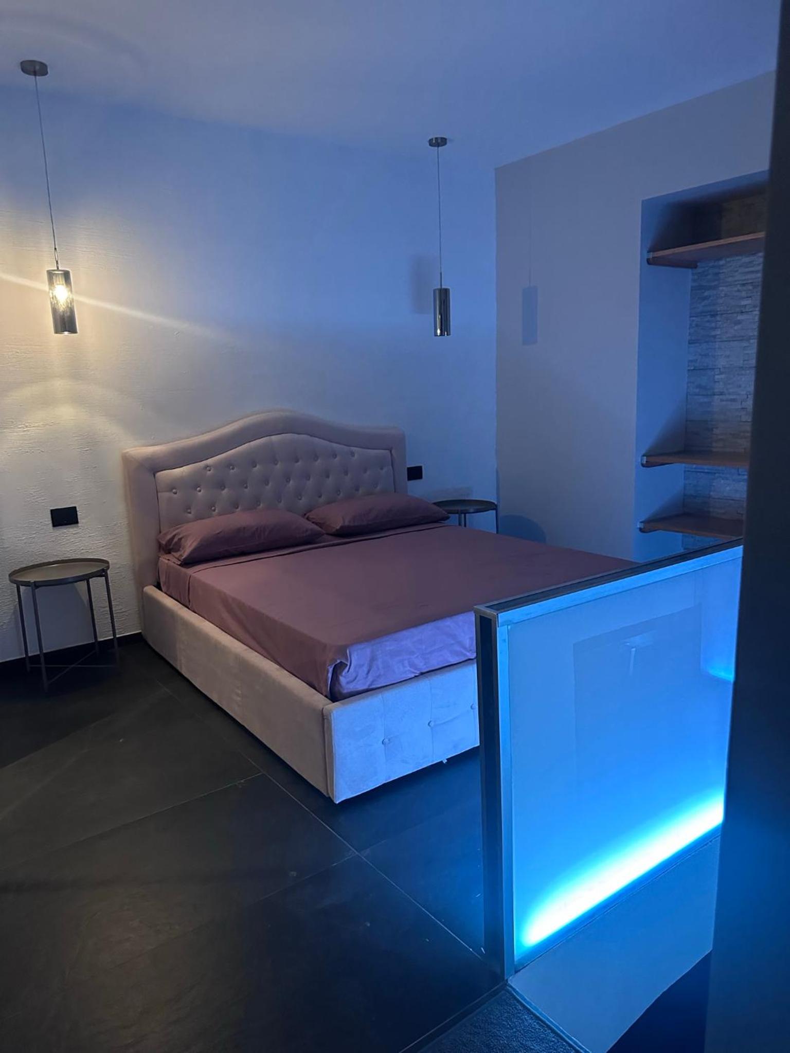 Queen Room with Spa Bath photo 1