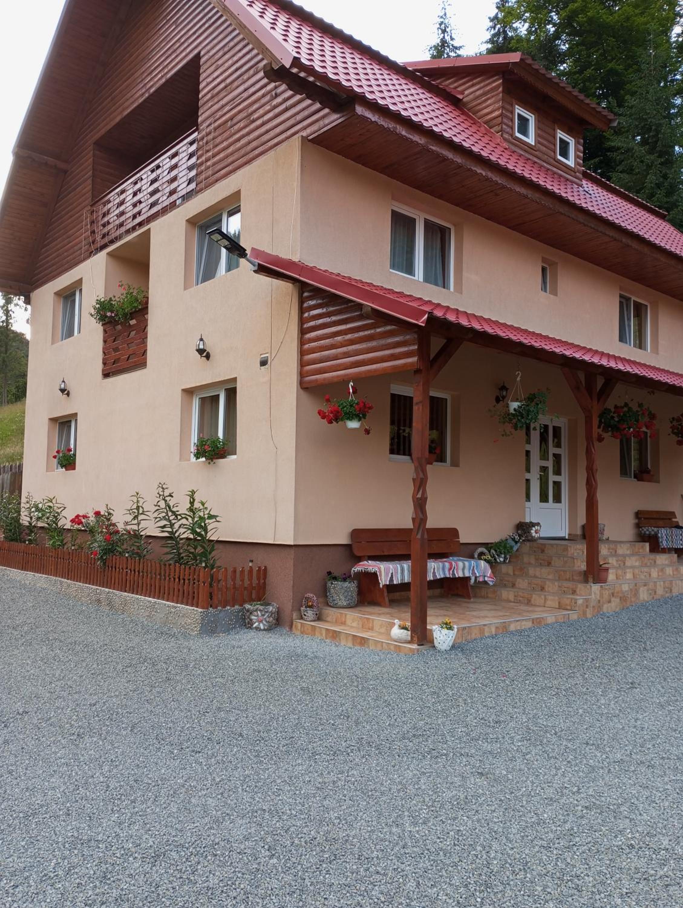 Villa photo 2