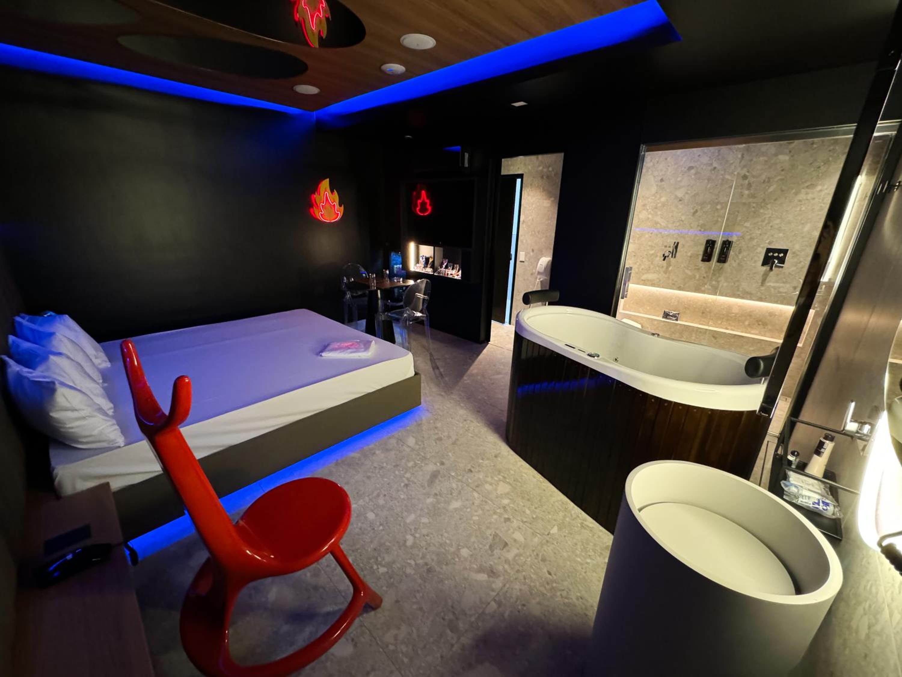 Deluxe Double Room With Bath photo 1