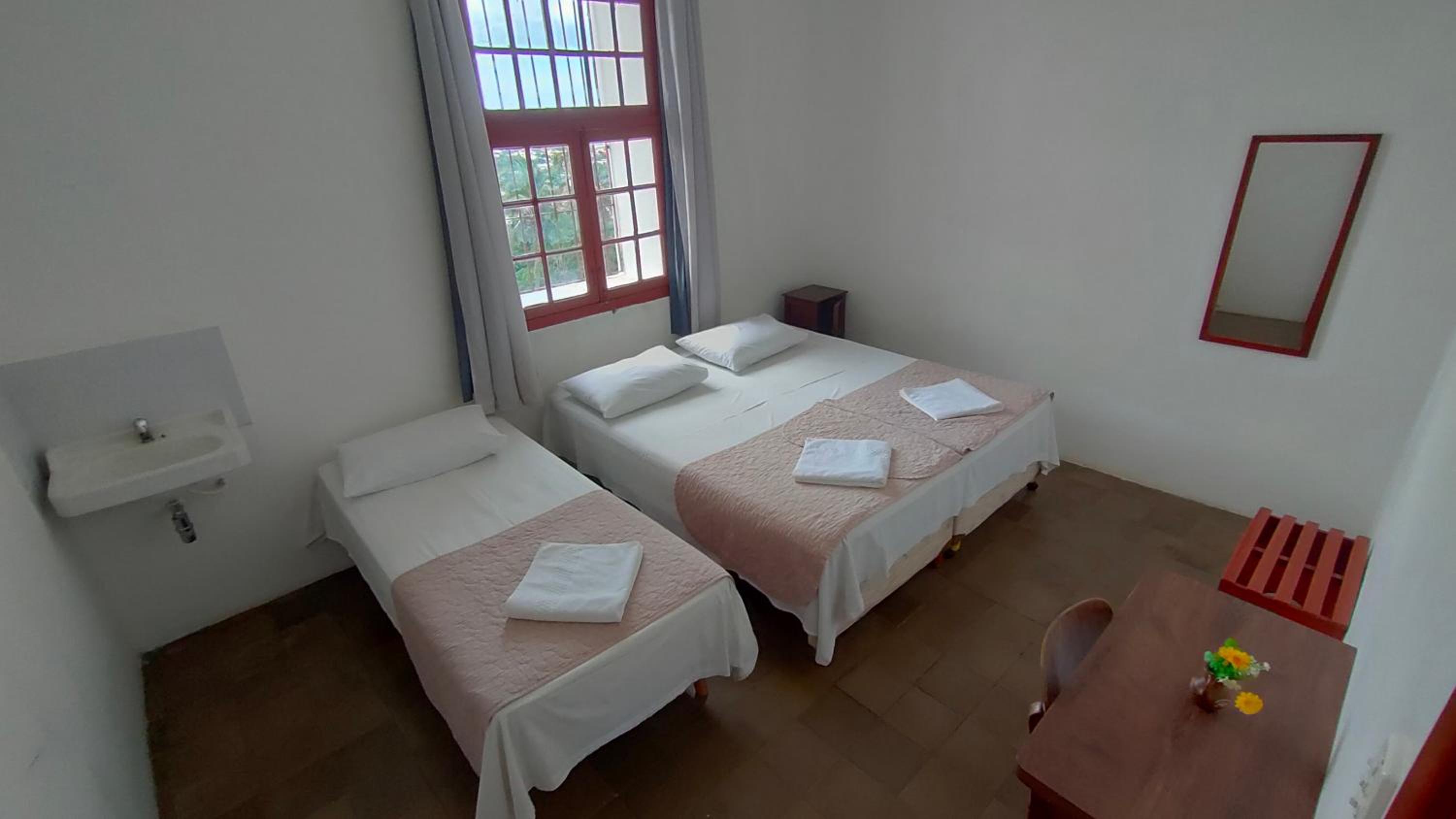 Triple Room with Private External Bathroom photo 1