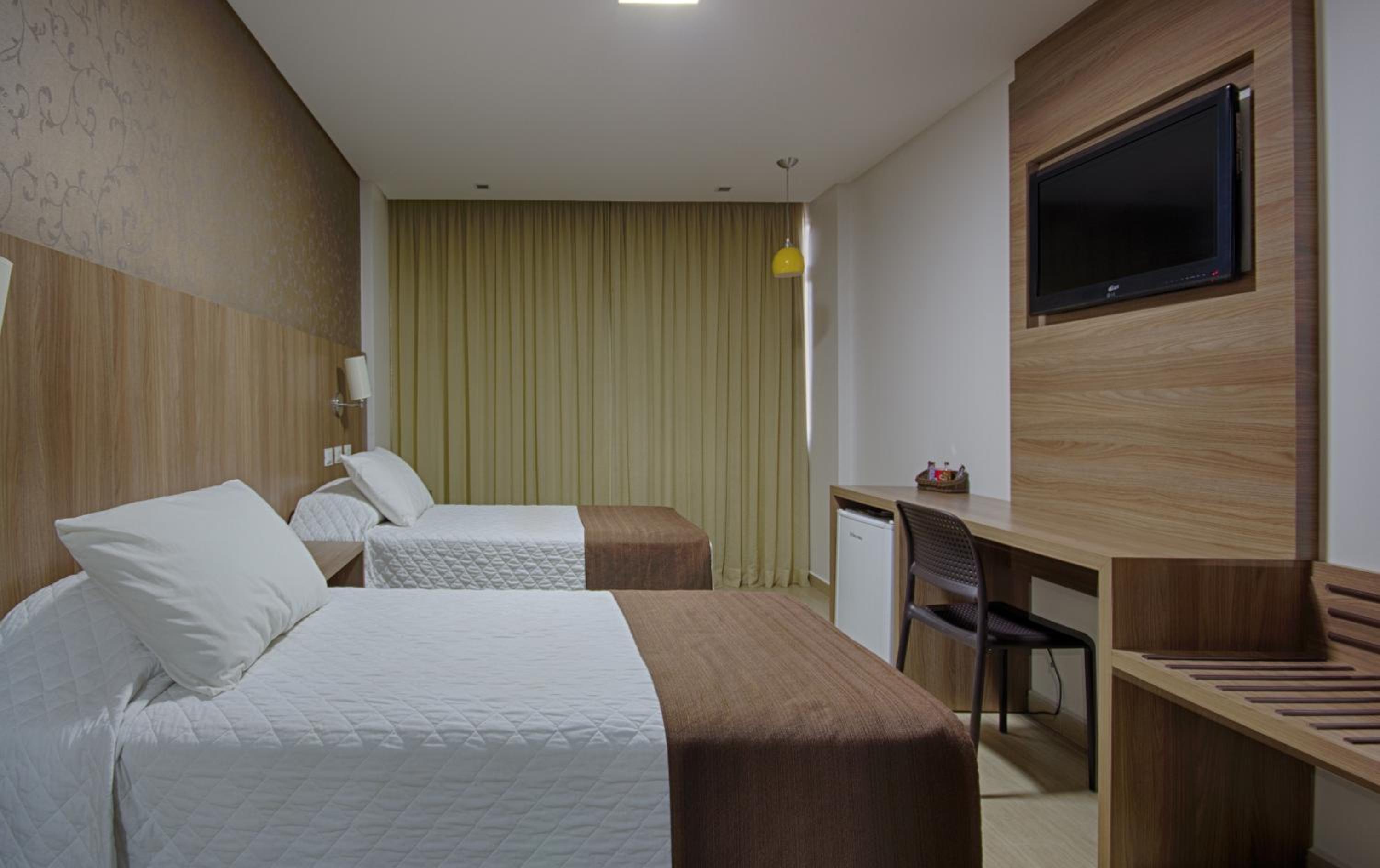 Deluxe Twin Room photo 3