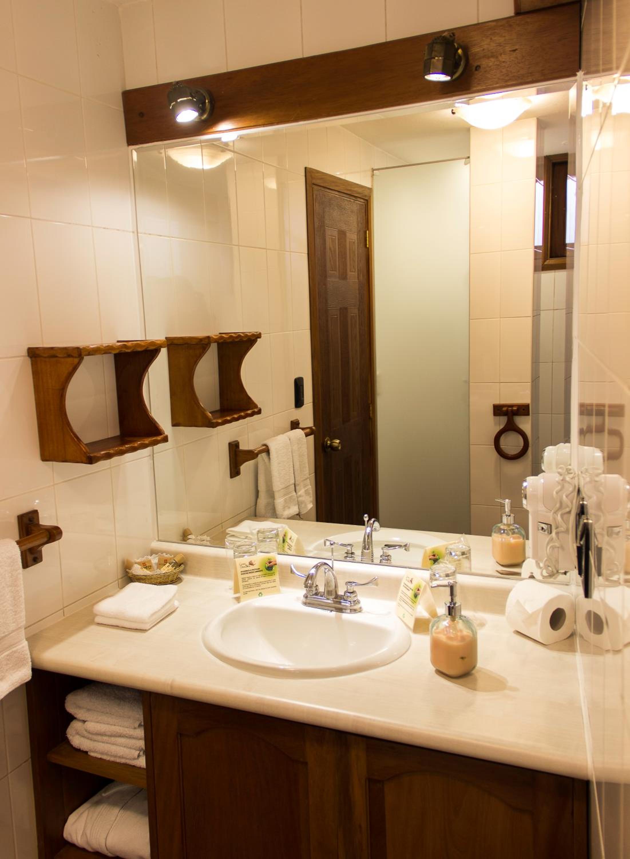 Twin Room - Photo 2