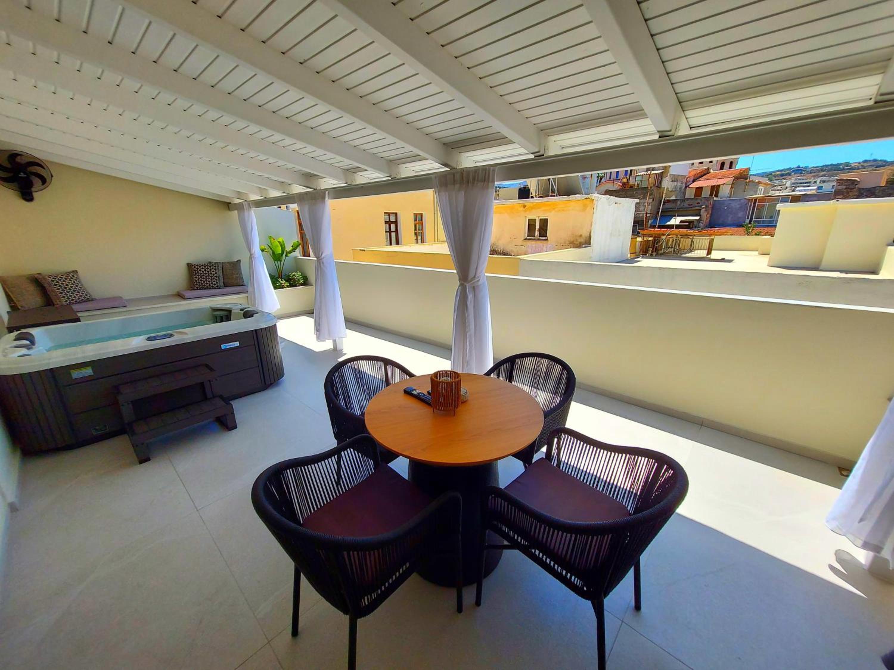 Apartment with Terrace photo 2