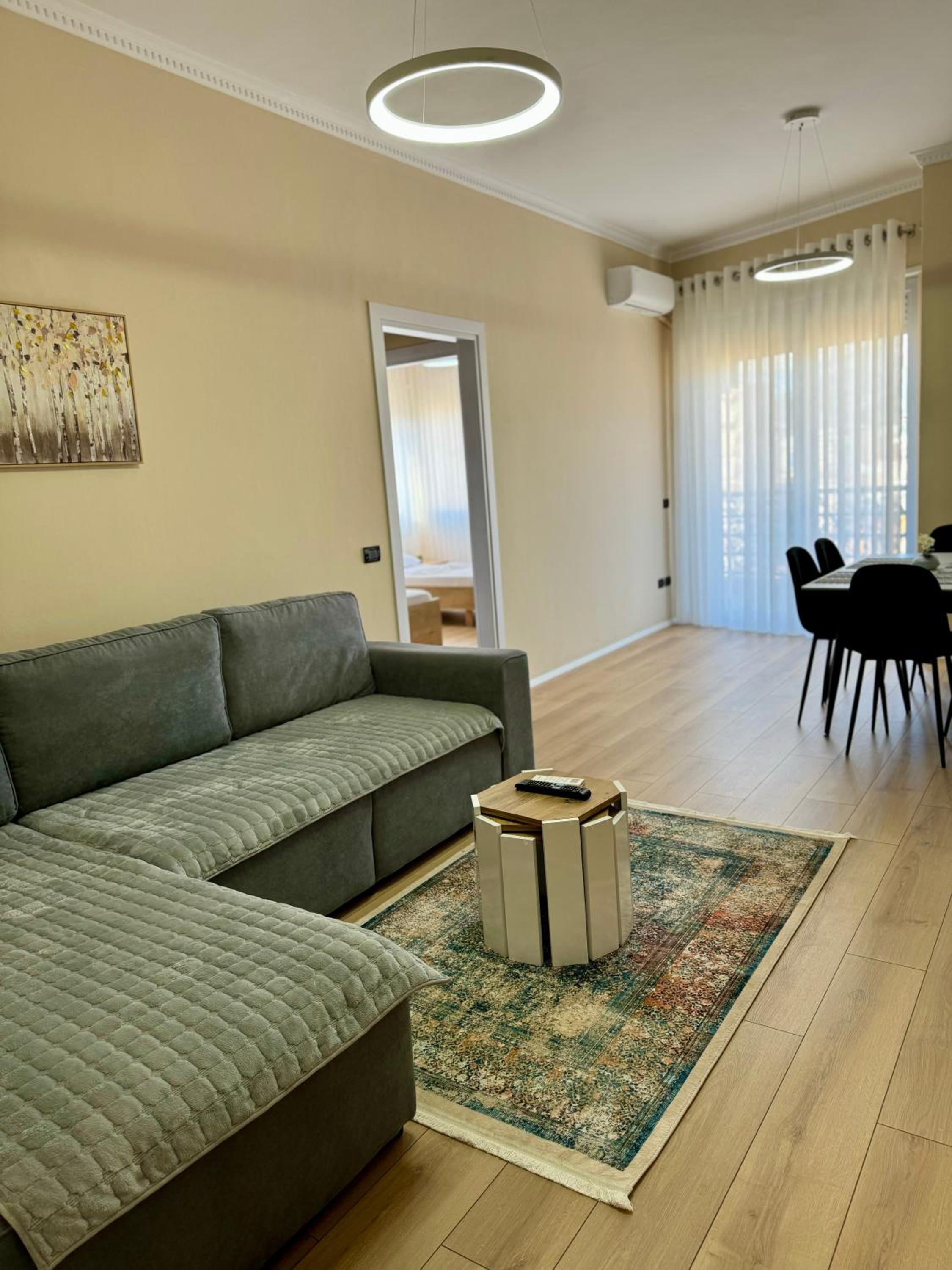 Two-Bedroom Apartment with Mountain View
