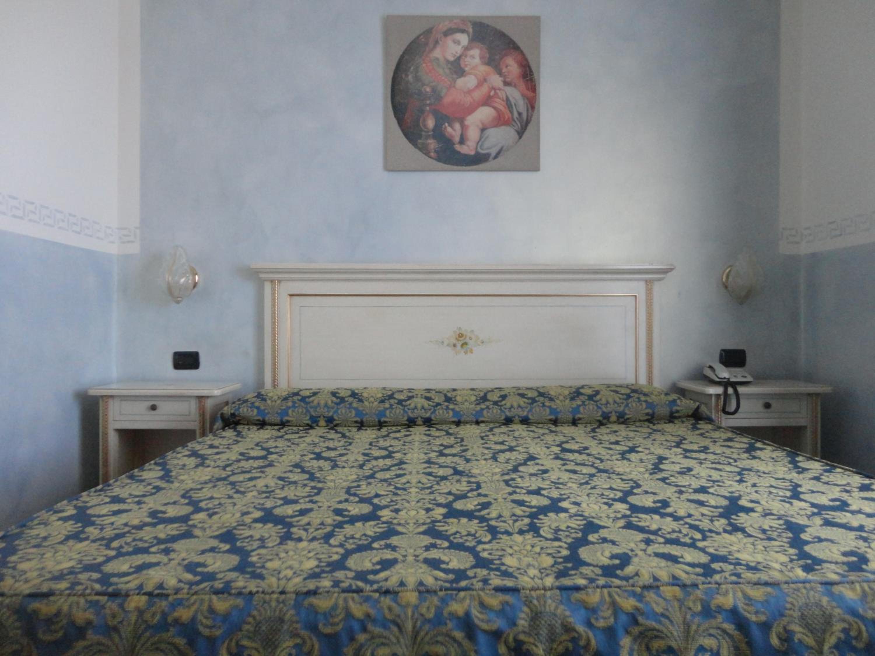Double Room Single USE ( 1 Adult ) photo 1