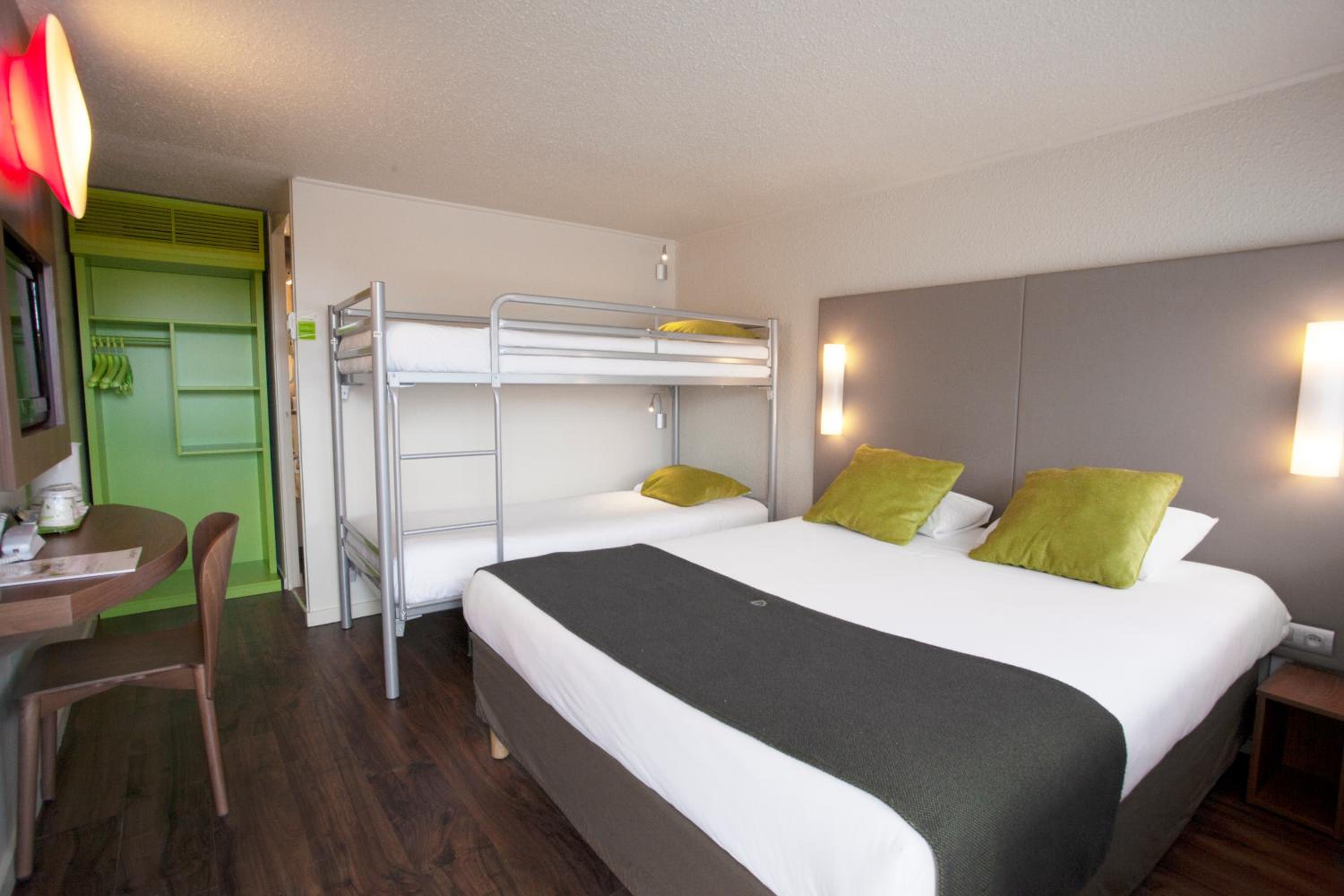 Standard Quadruple Room photo 3
