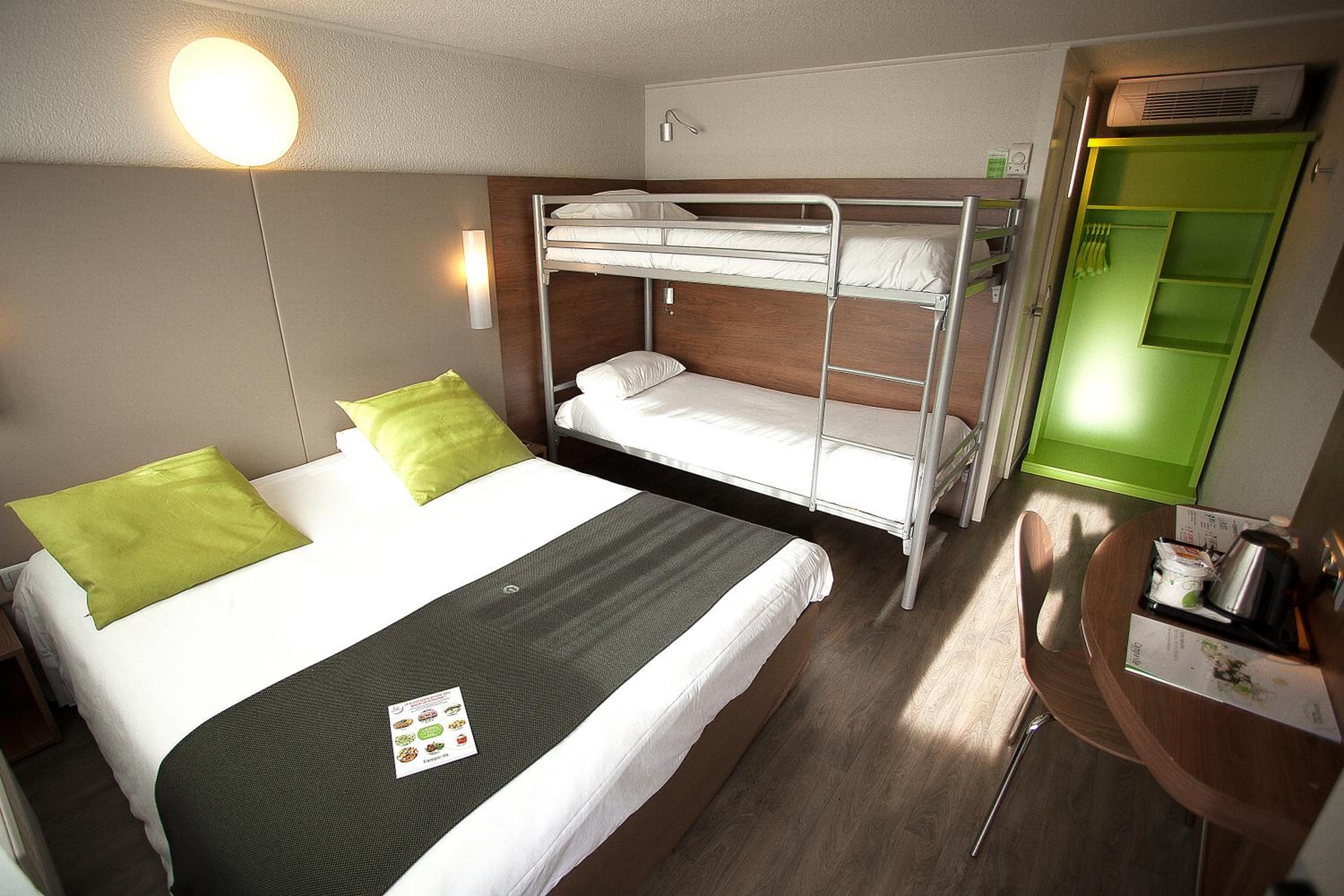 Standard Quadruple Room - Photo 7