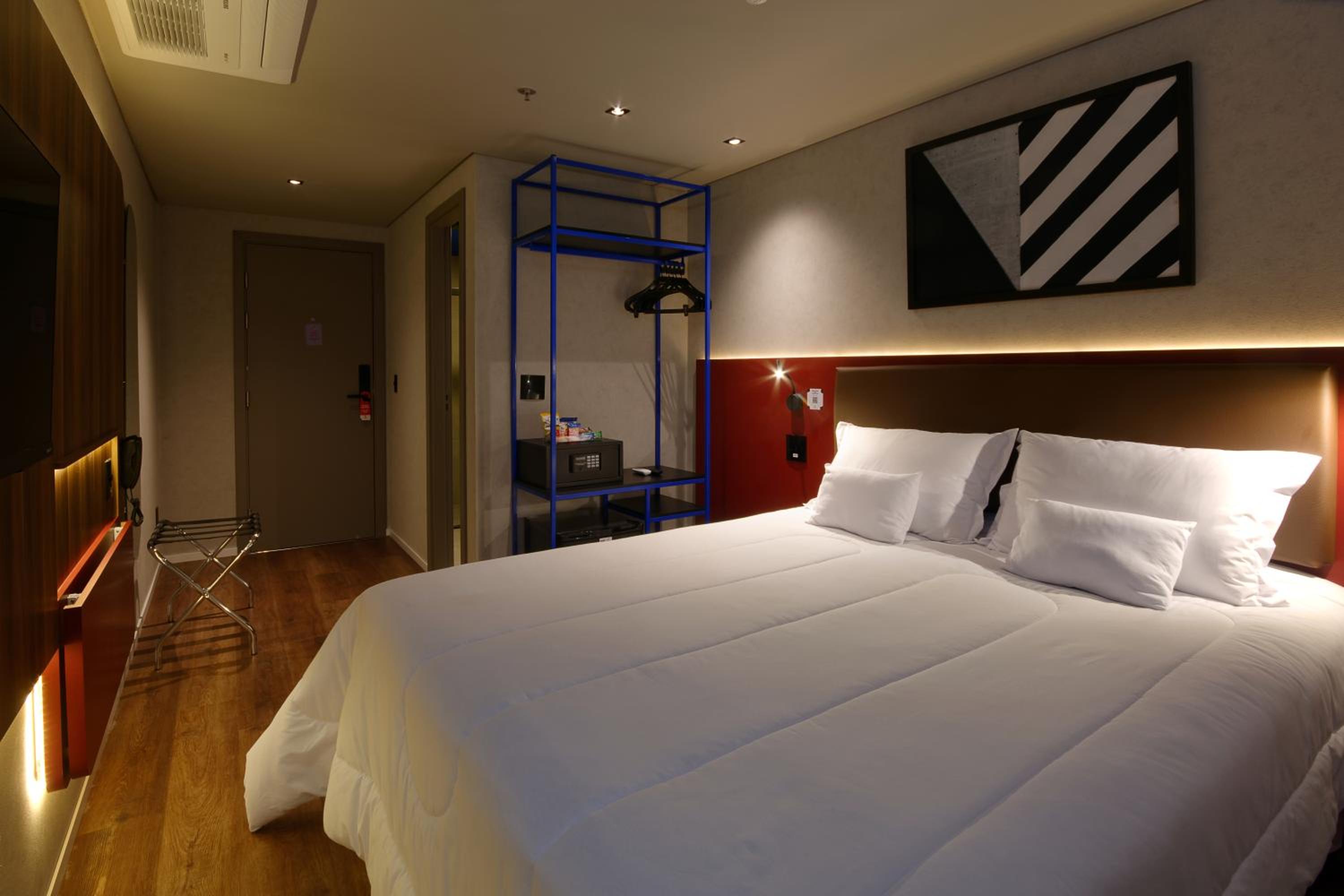 Superior Queen Room