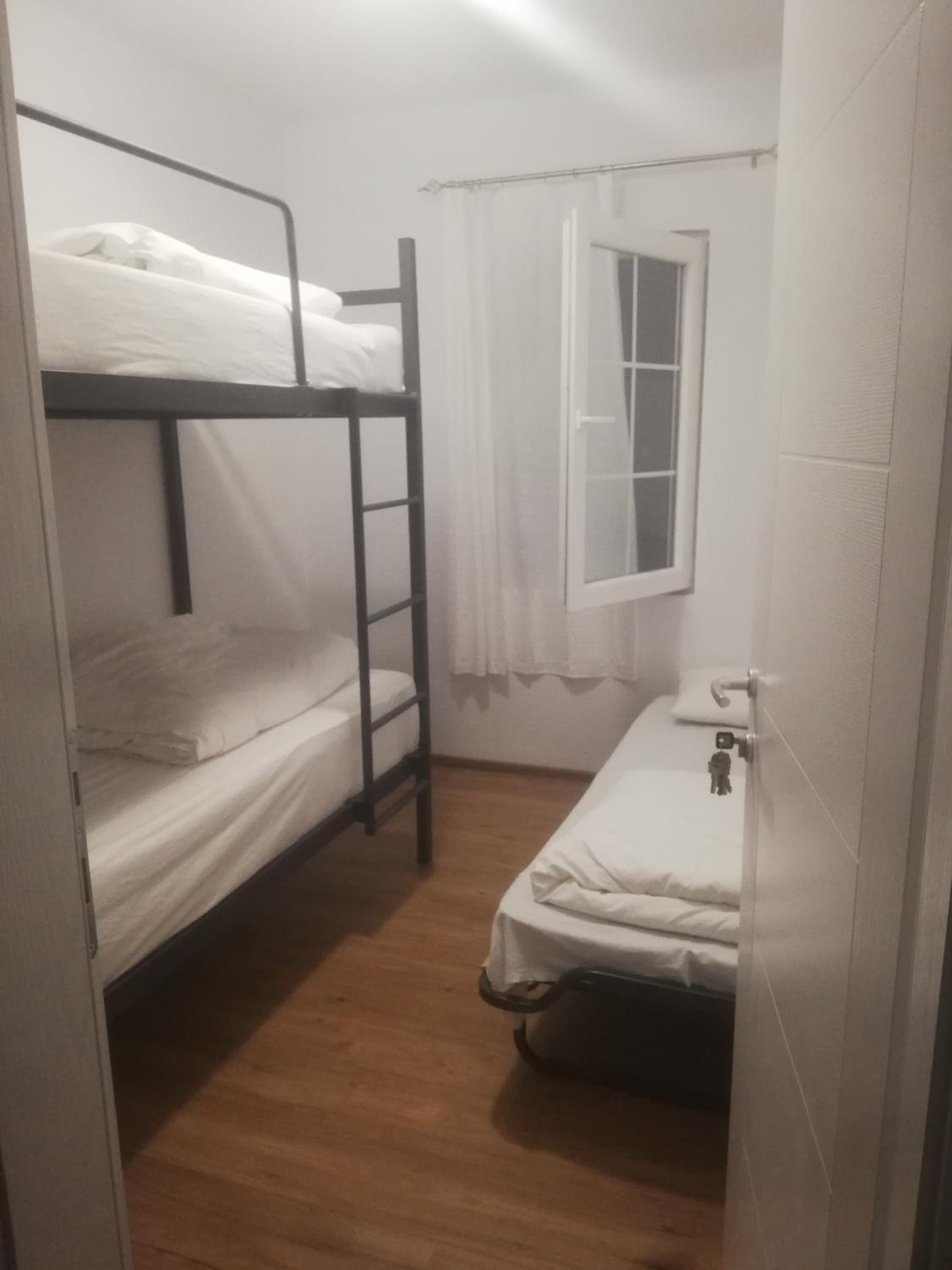Budget Triple Room photo 3