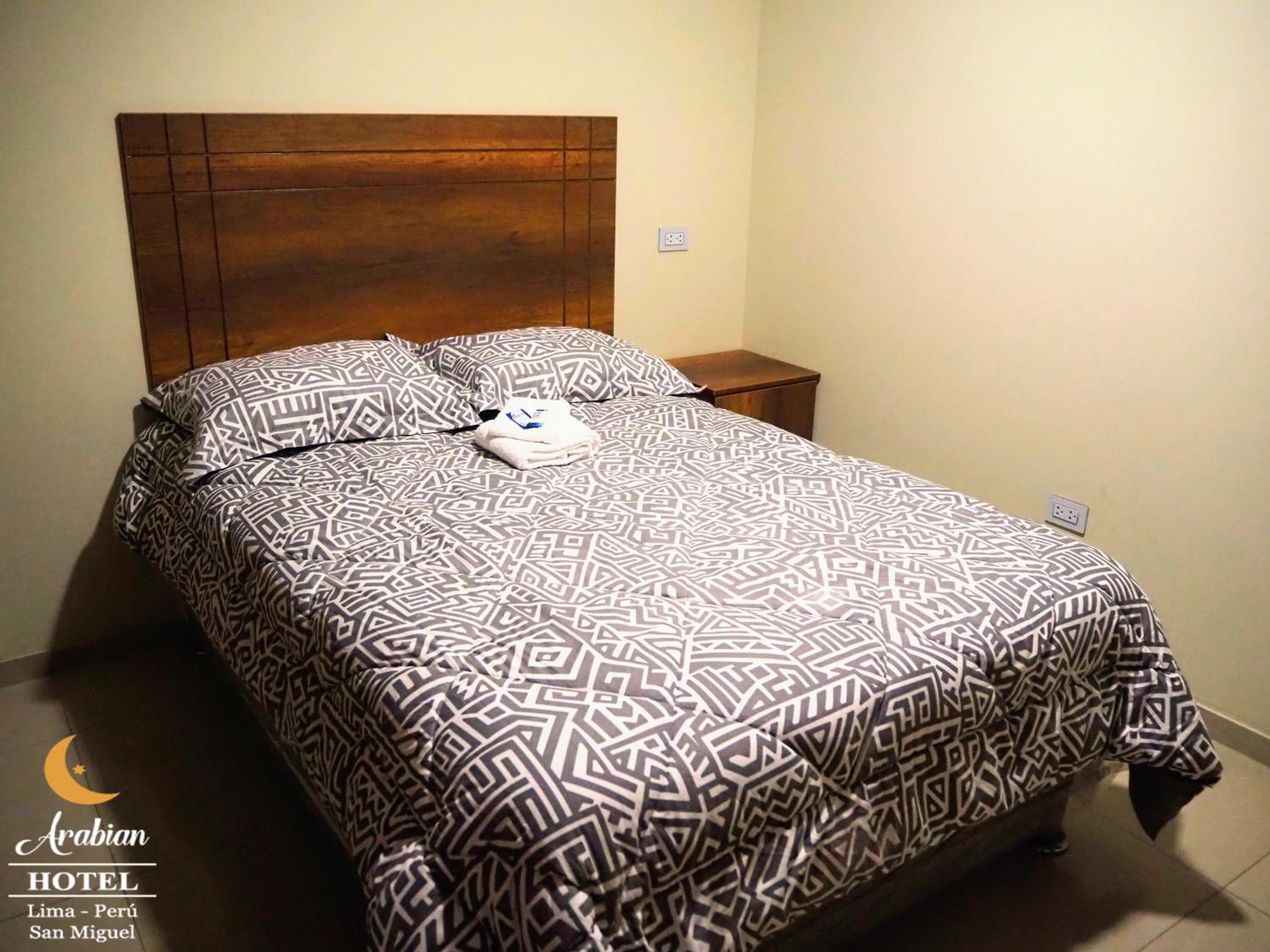 Standard Queen Room