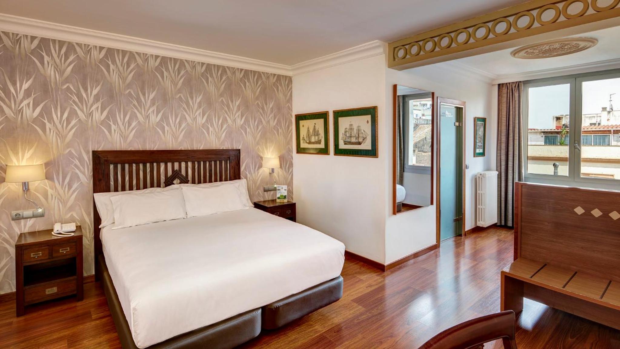 Deluxe Triple Room - Photo 3