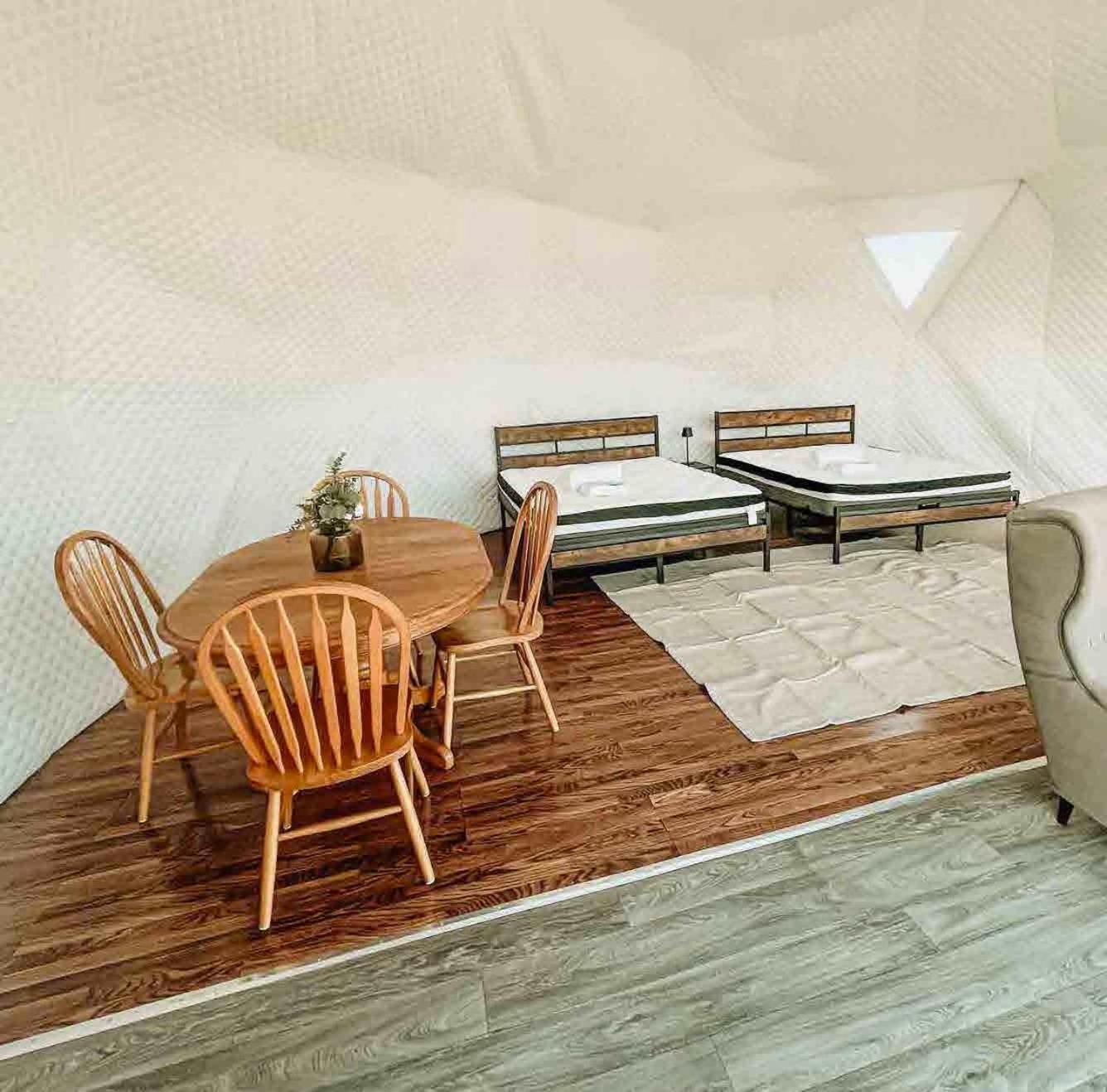 Apartment with Mountain View photo 1