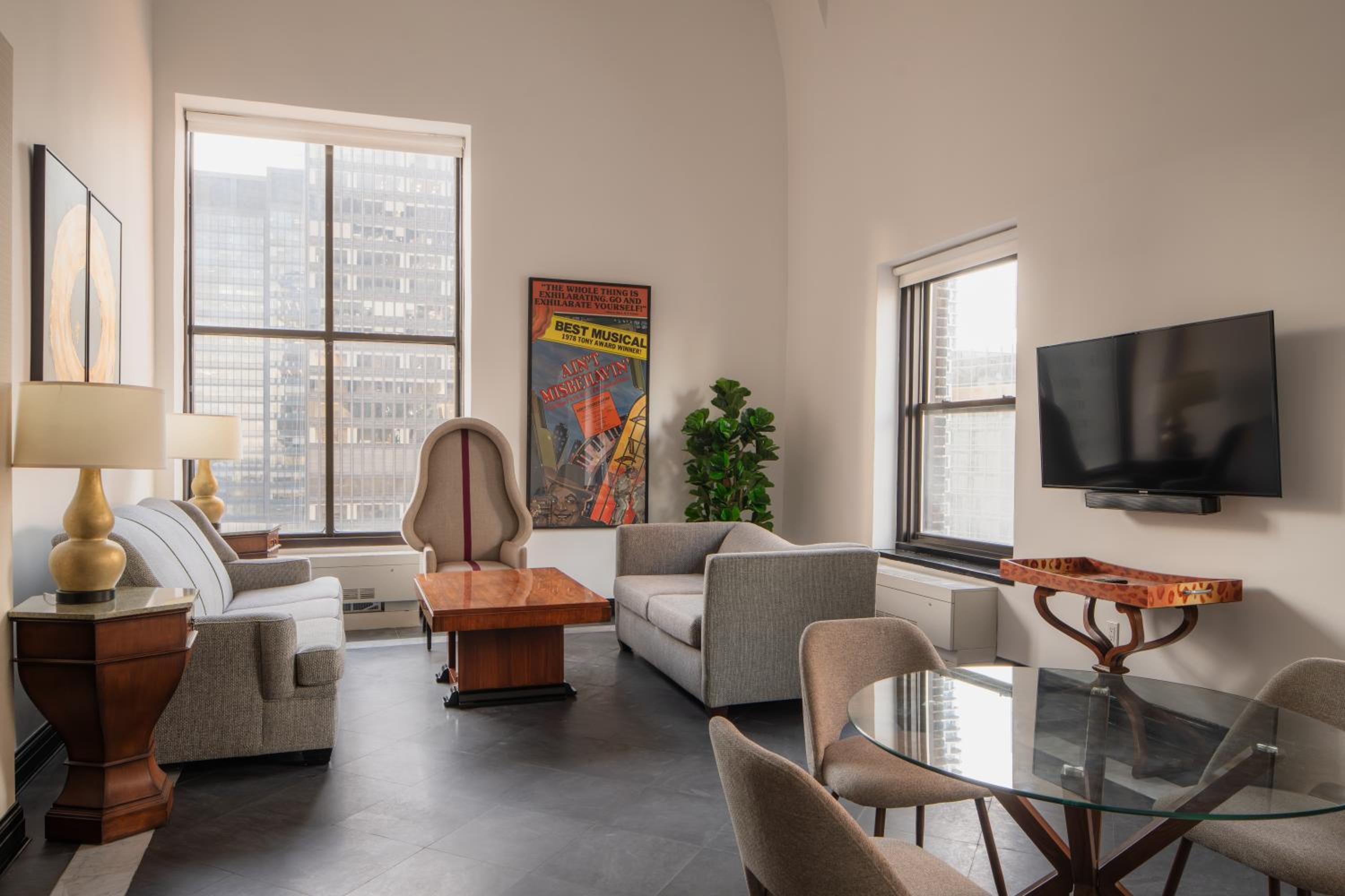 Two-Bedroom Suite