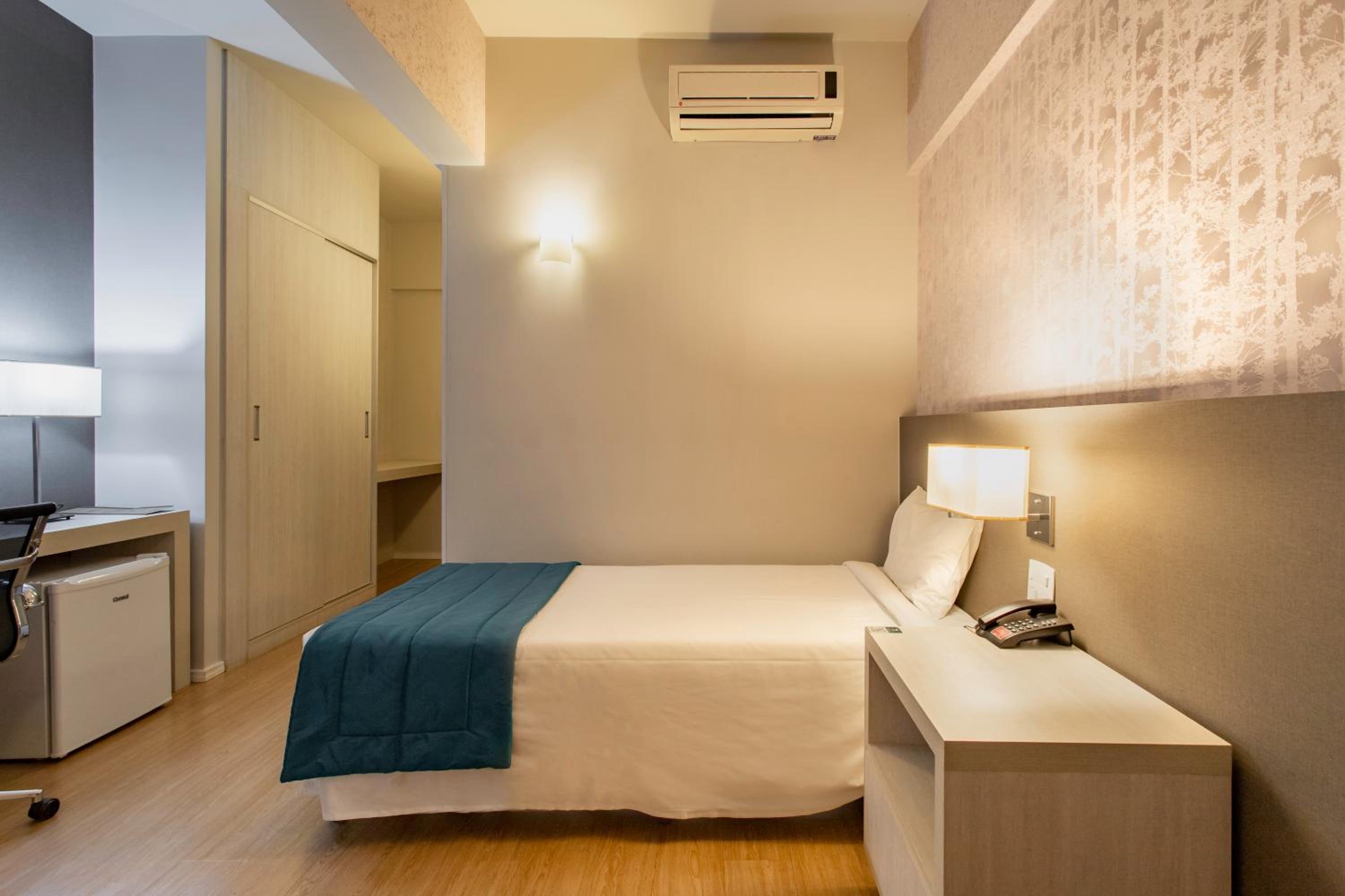 Deluxe Single Room photo 2