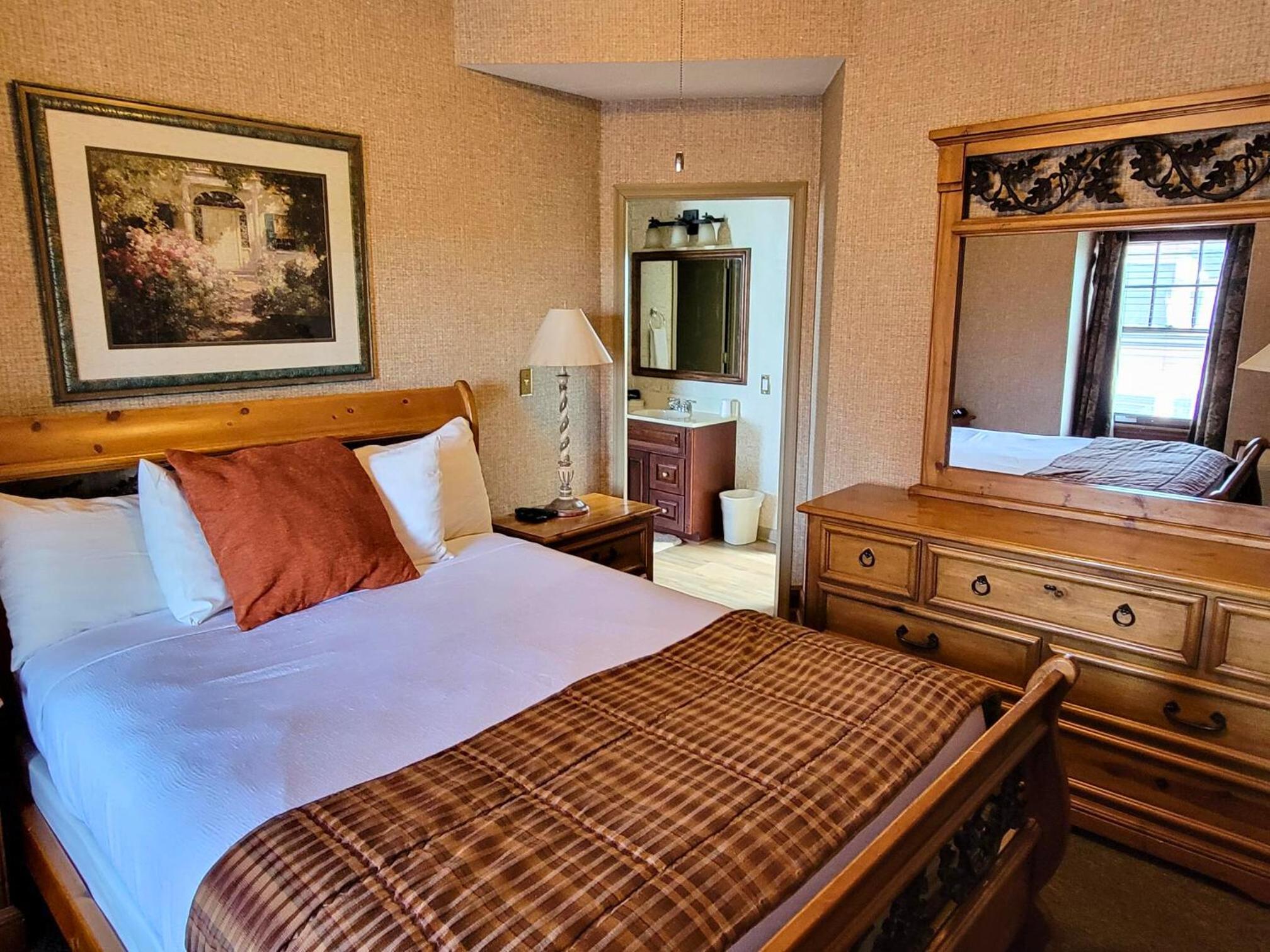 Deluxe Suite - Photo 1
