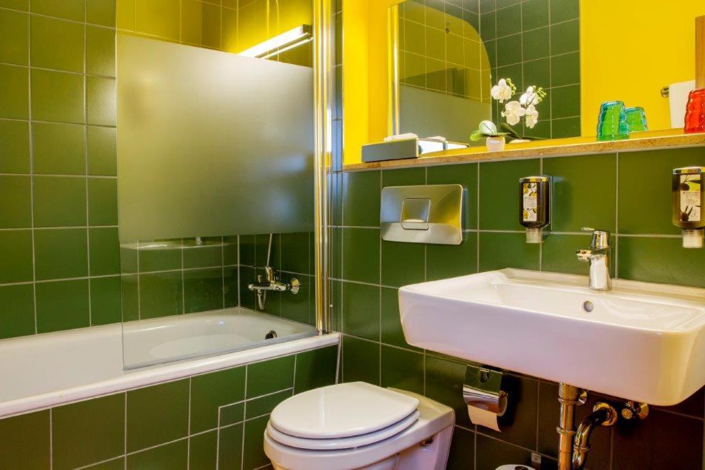 Double Room - Photo 3