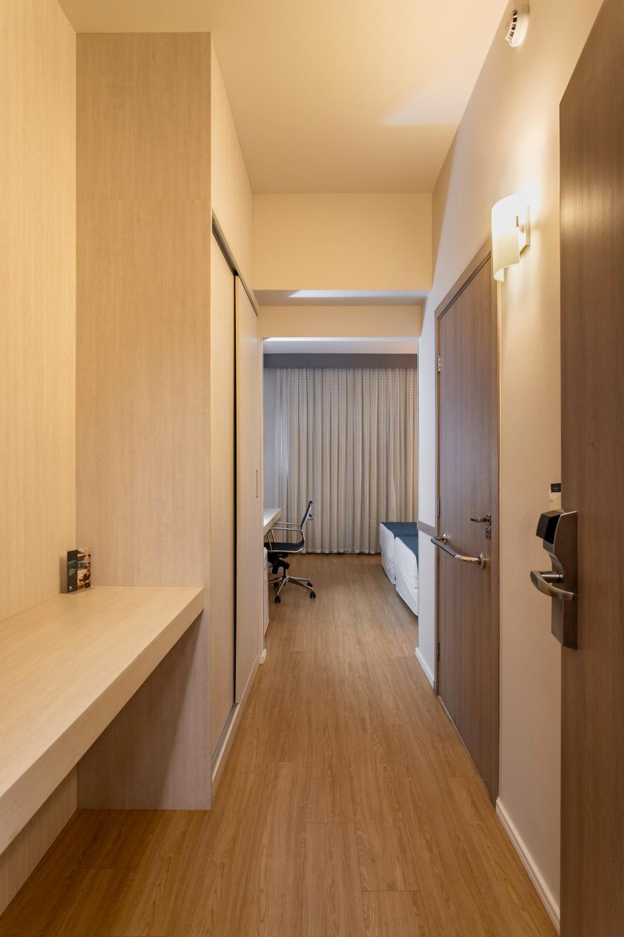 Double Room - Disability Access photo 3