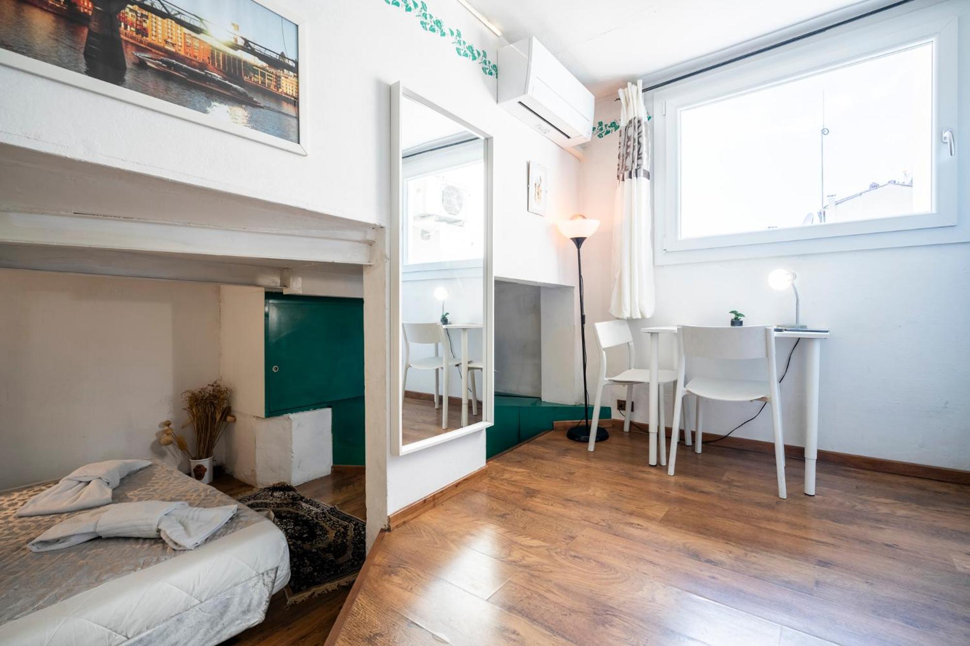 Studio Apartment