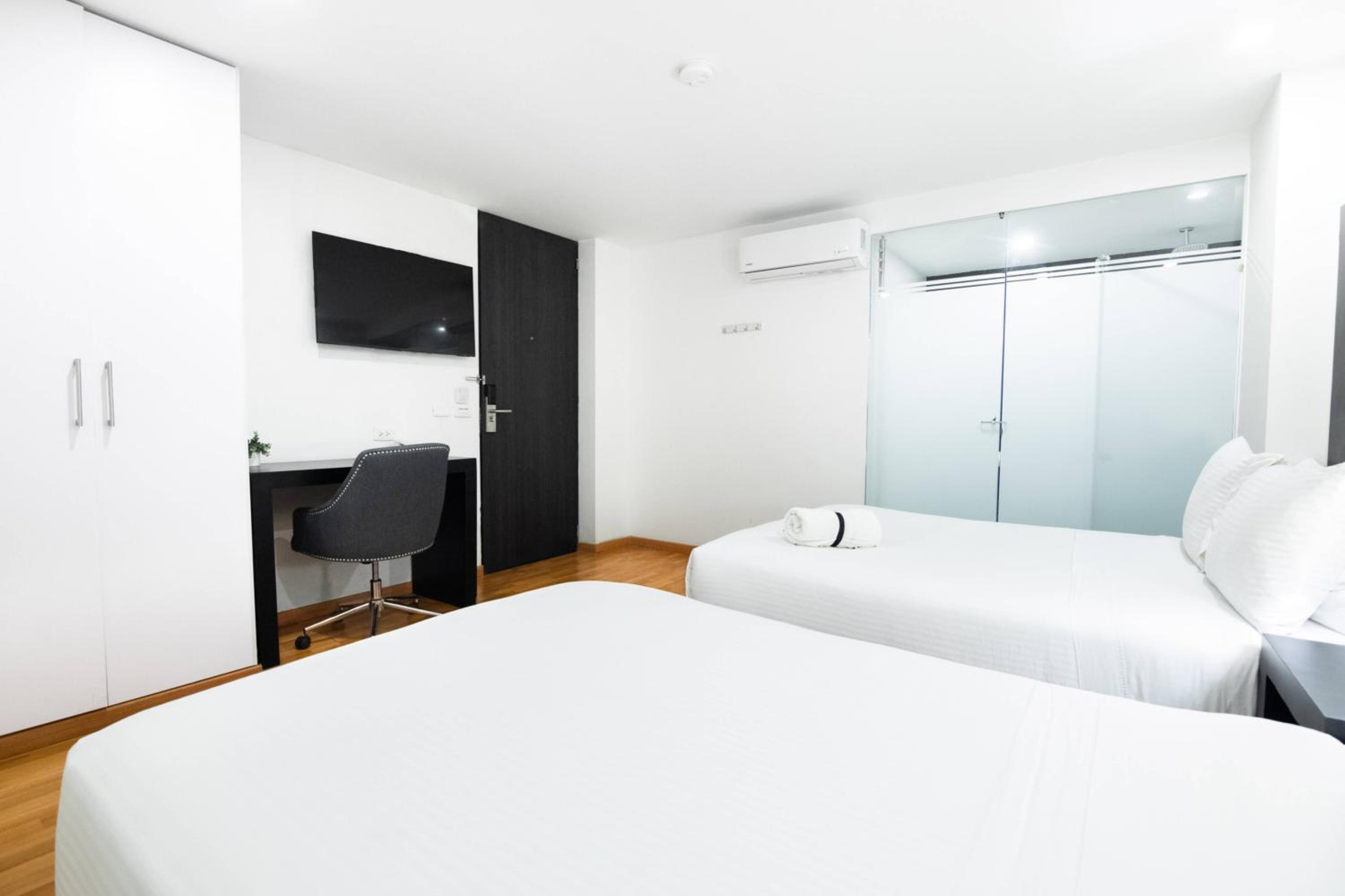 Superior Twin Room photo 2