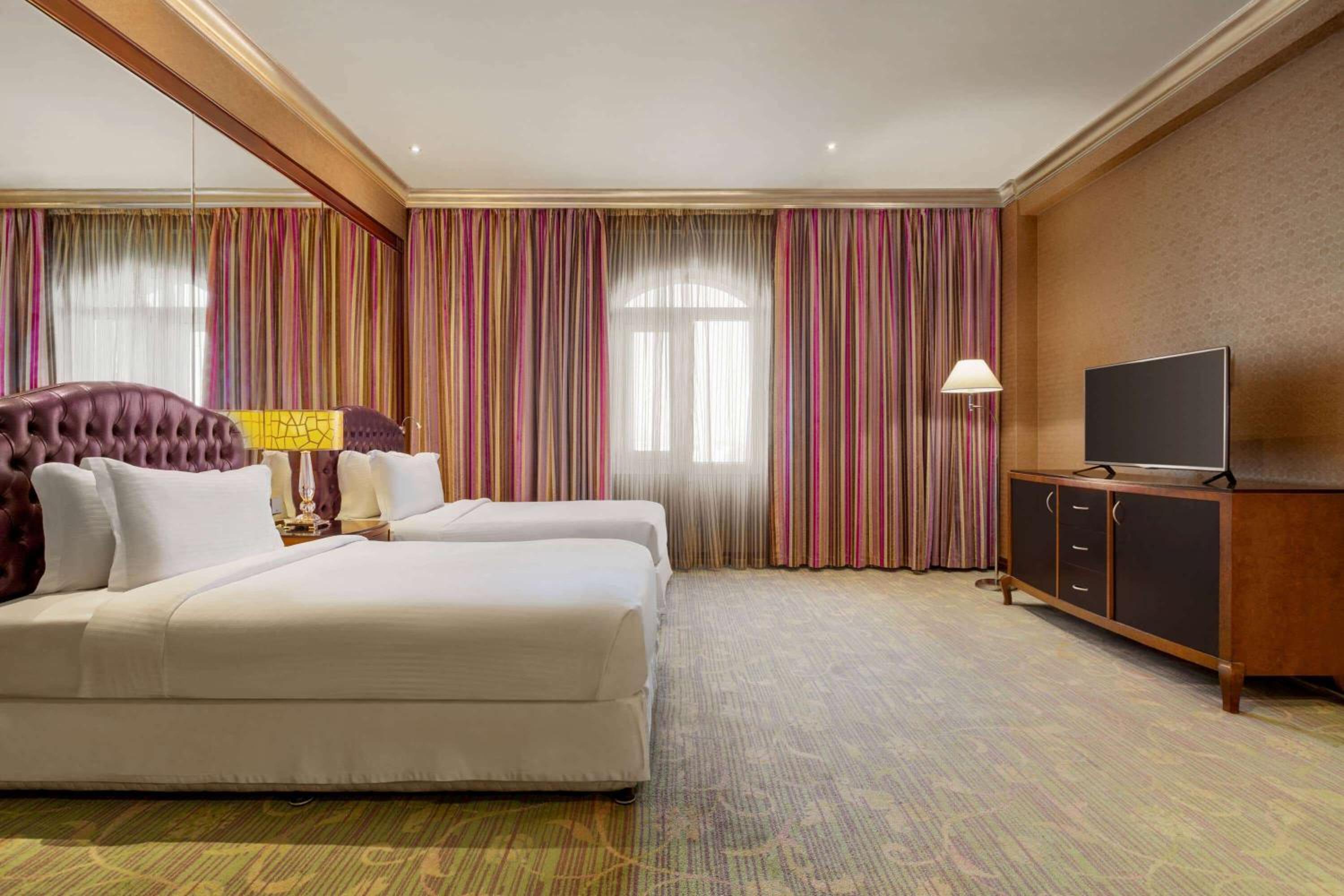Executive Twin Room - Photo 1