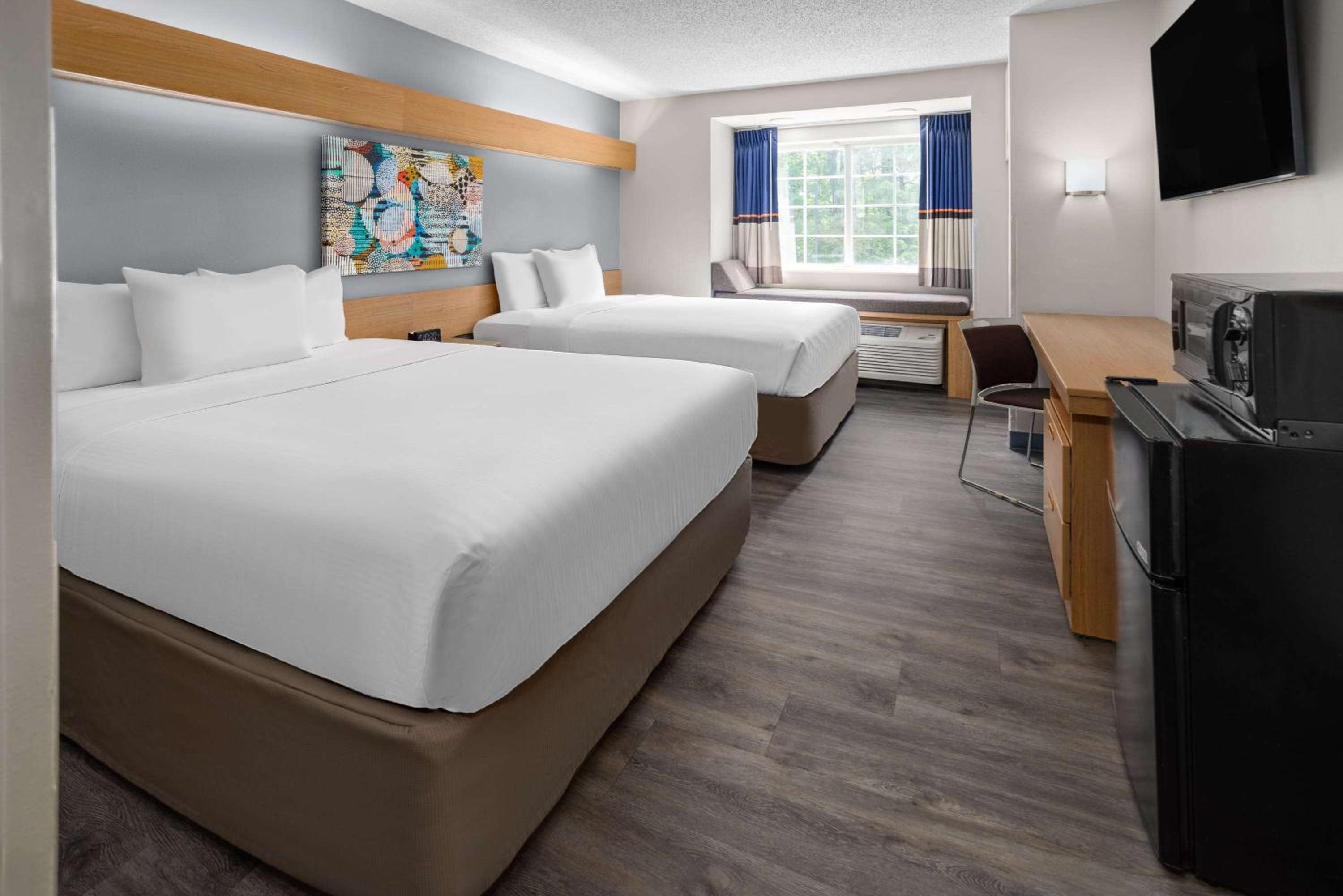 Queen Room with Two Queen Beds - Disability Access/Non-Smoking - Photo 1