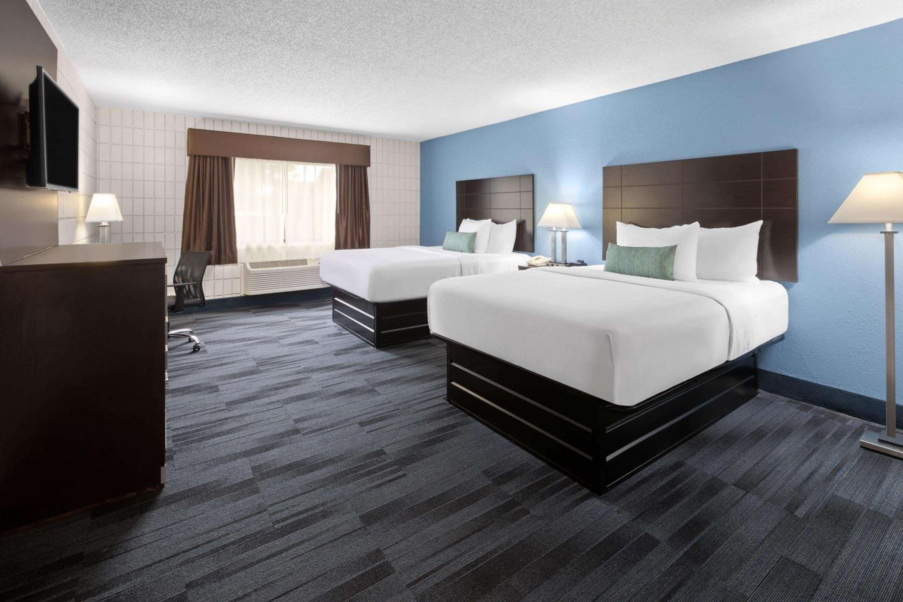 Queen Room with Two Queen Beds - Non-Smoking