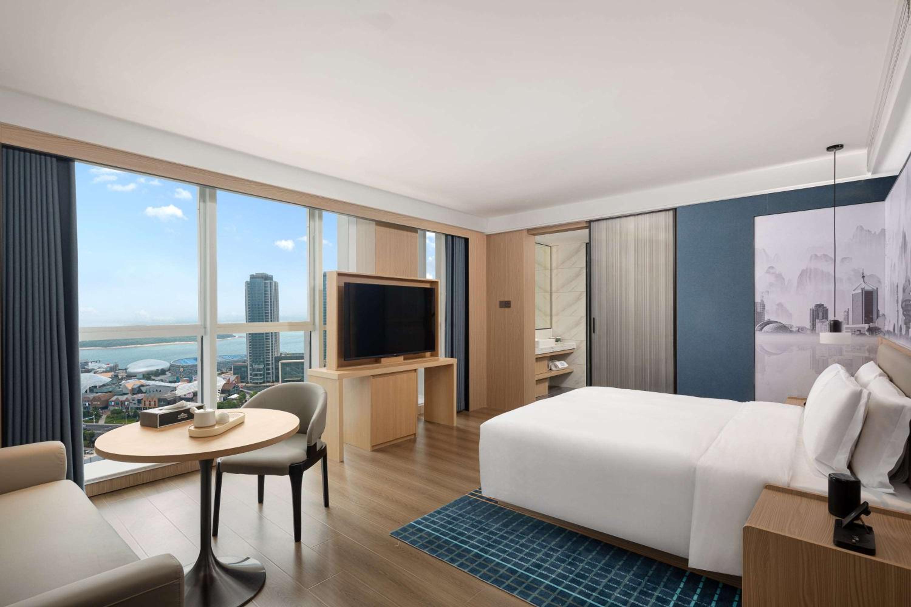 Deluxe King Room photo 3