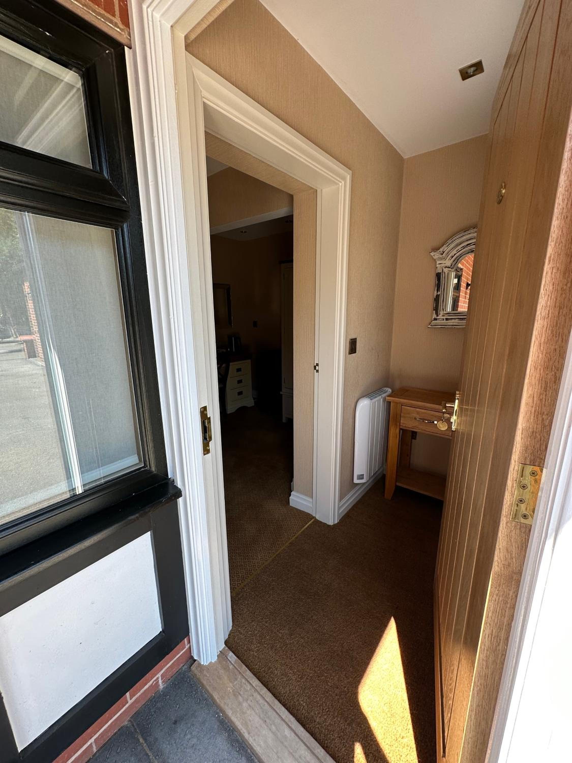 Superior Double Room with Bath - Photo 5