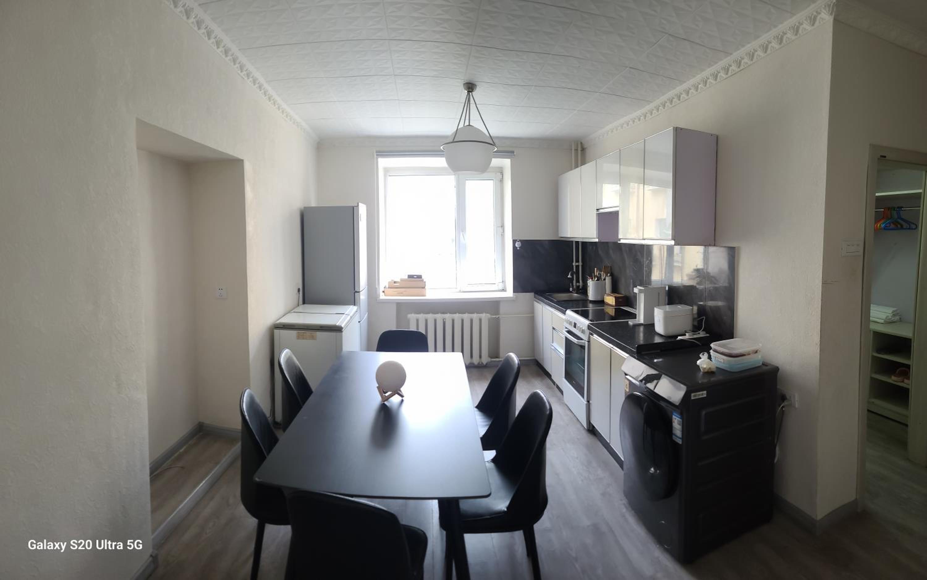 One-Bedroom Apartment photo 3