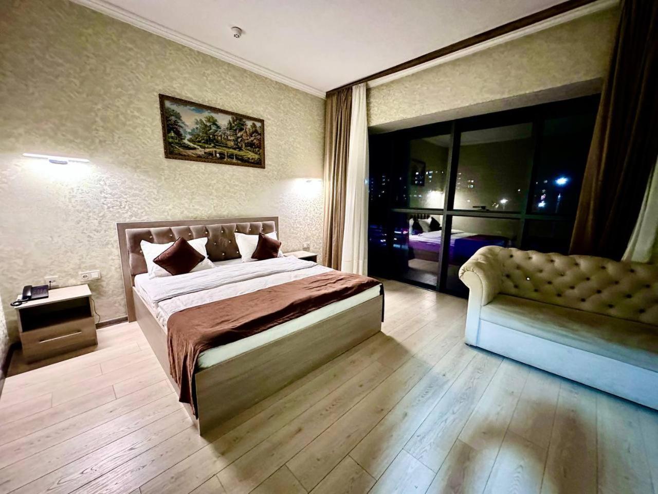 One-Bedroom Suite