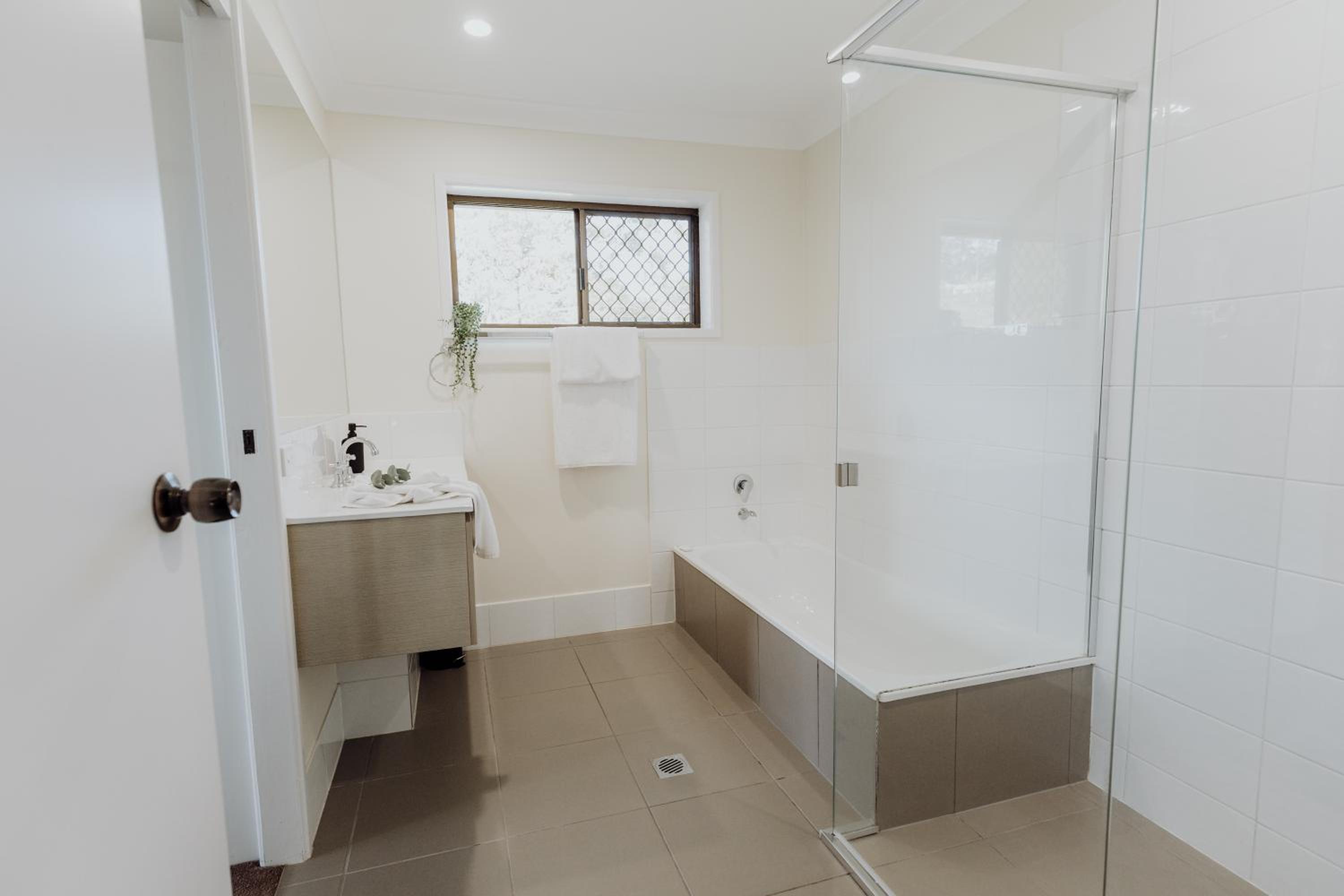 Three-Bedroom House photo 2