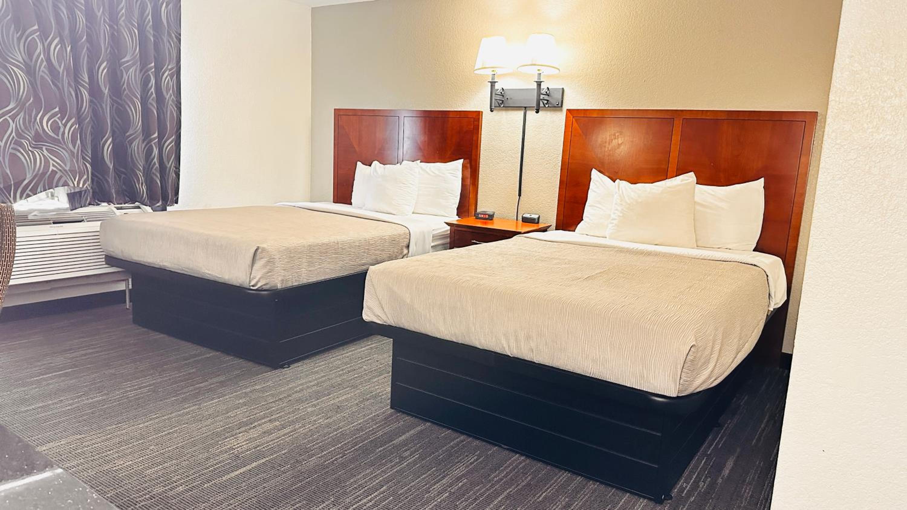 Standard Double Room with Two Double Beds - Non Smoking - Photo 3