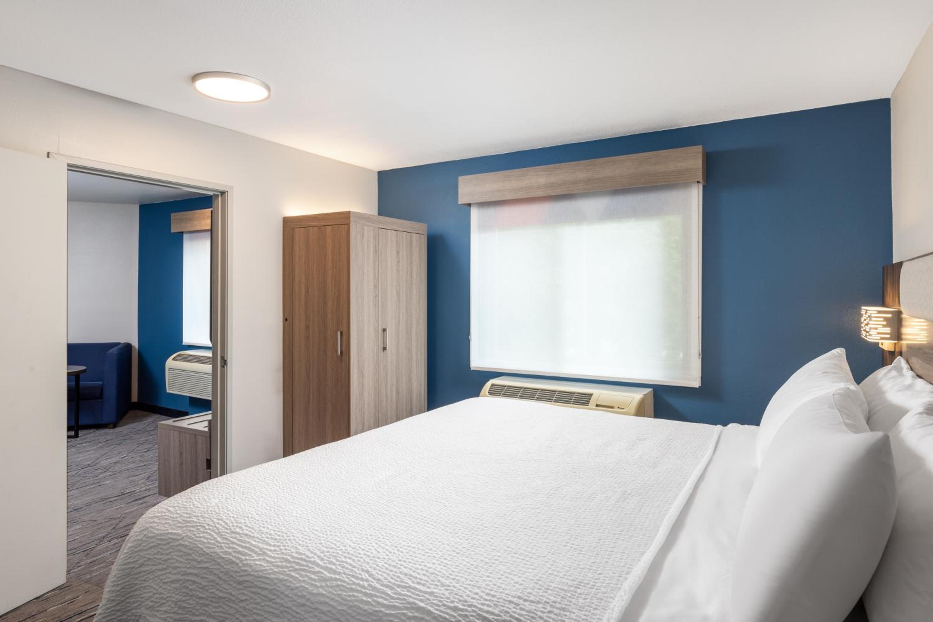 King Suite with Sofa Bed - Photo 1