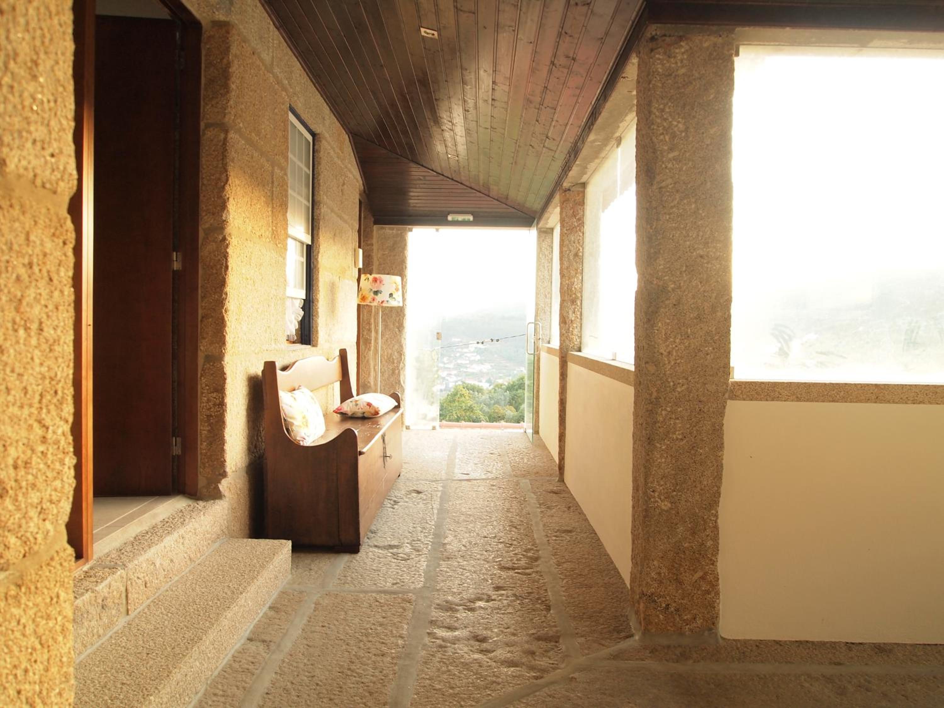 Double Room - Photo 16