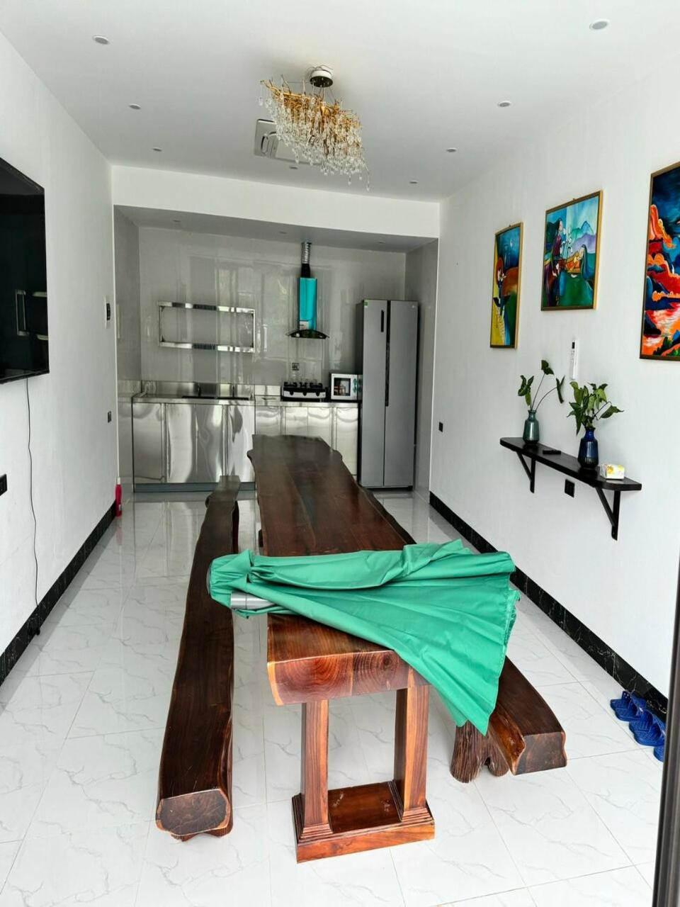 Apartment photo 3