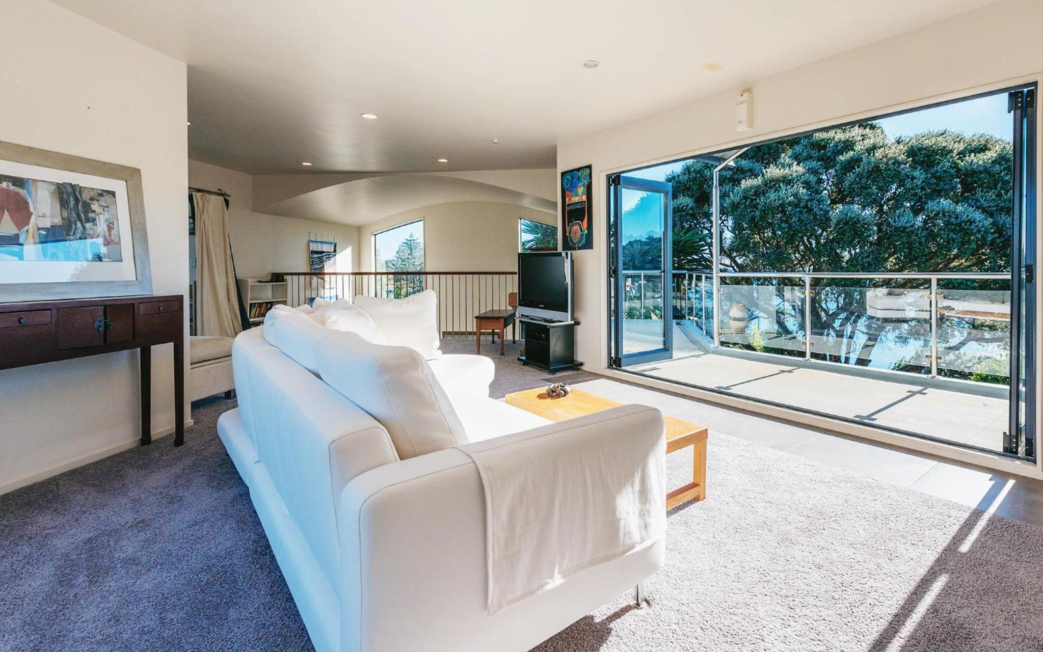 Four-Bedroom House photo 2
