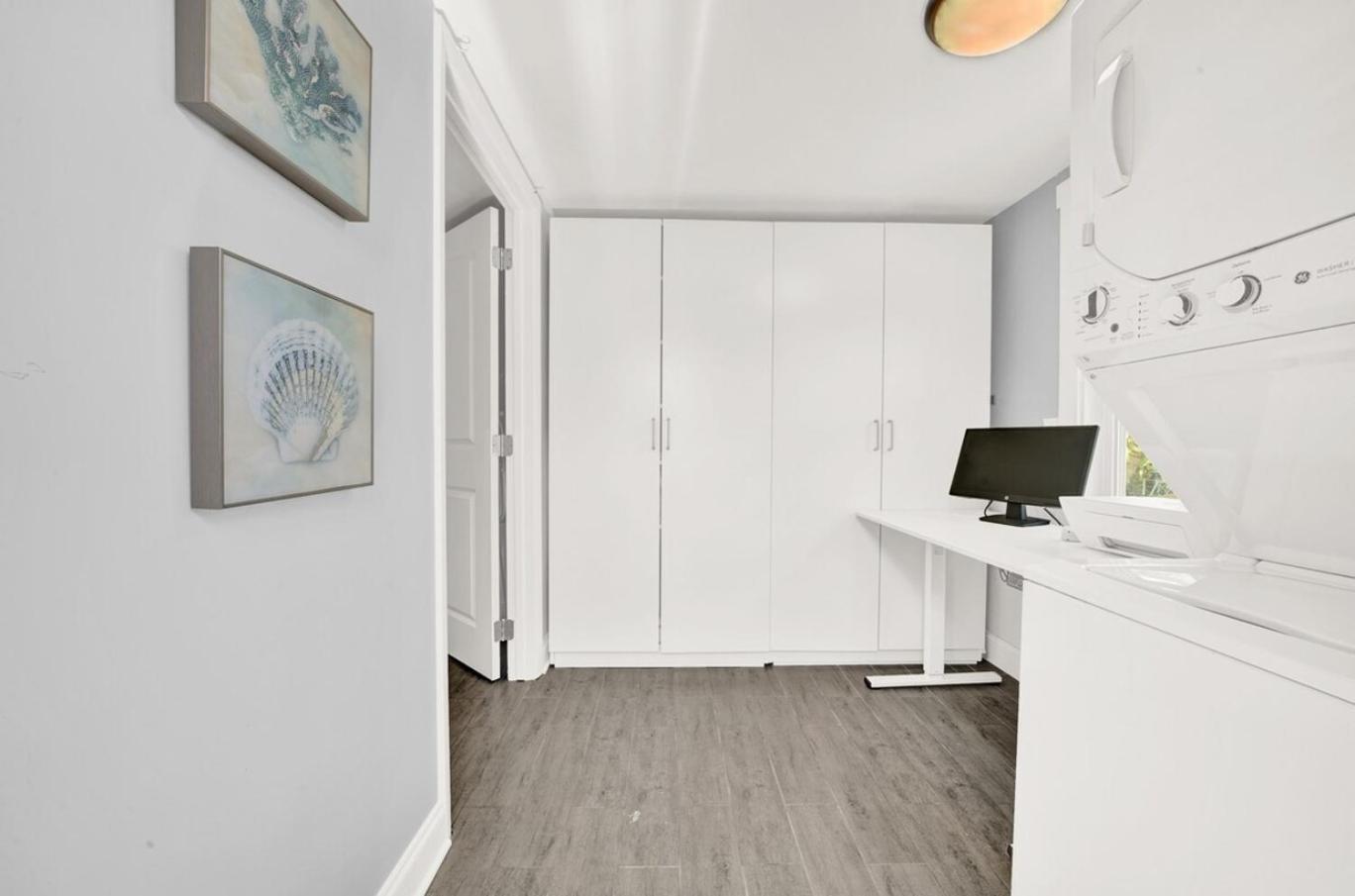Three-Bedroom House photo 2