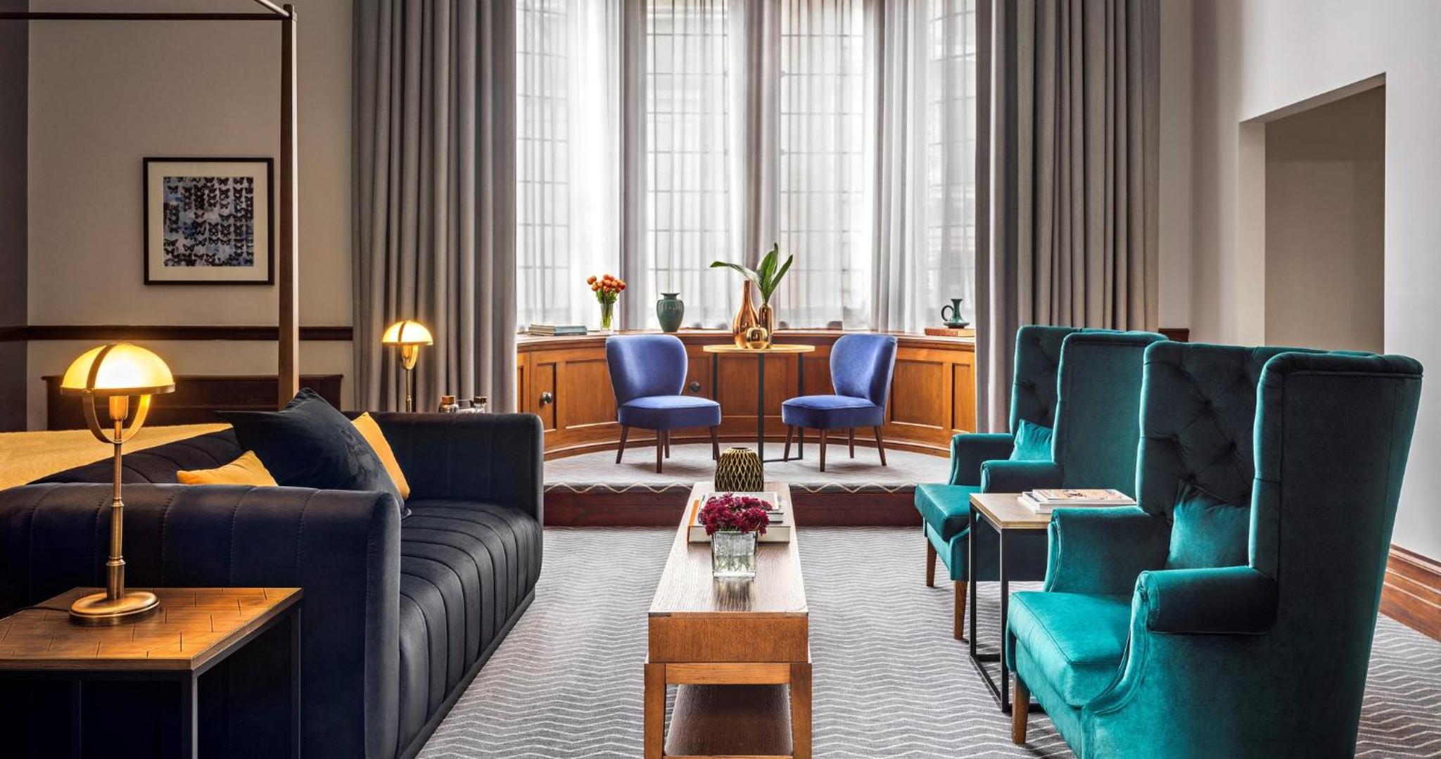 Heritage King Suite thumbnail 6