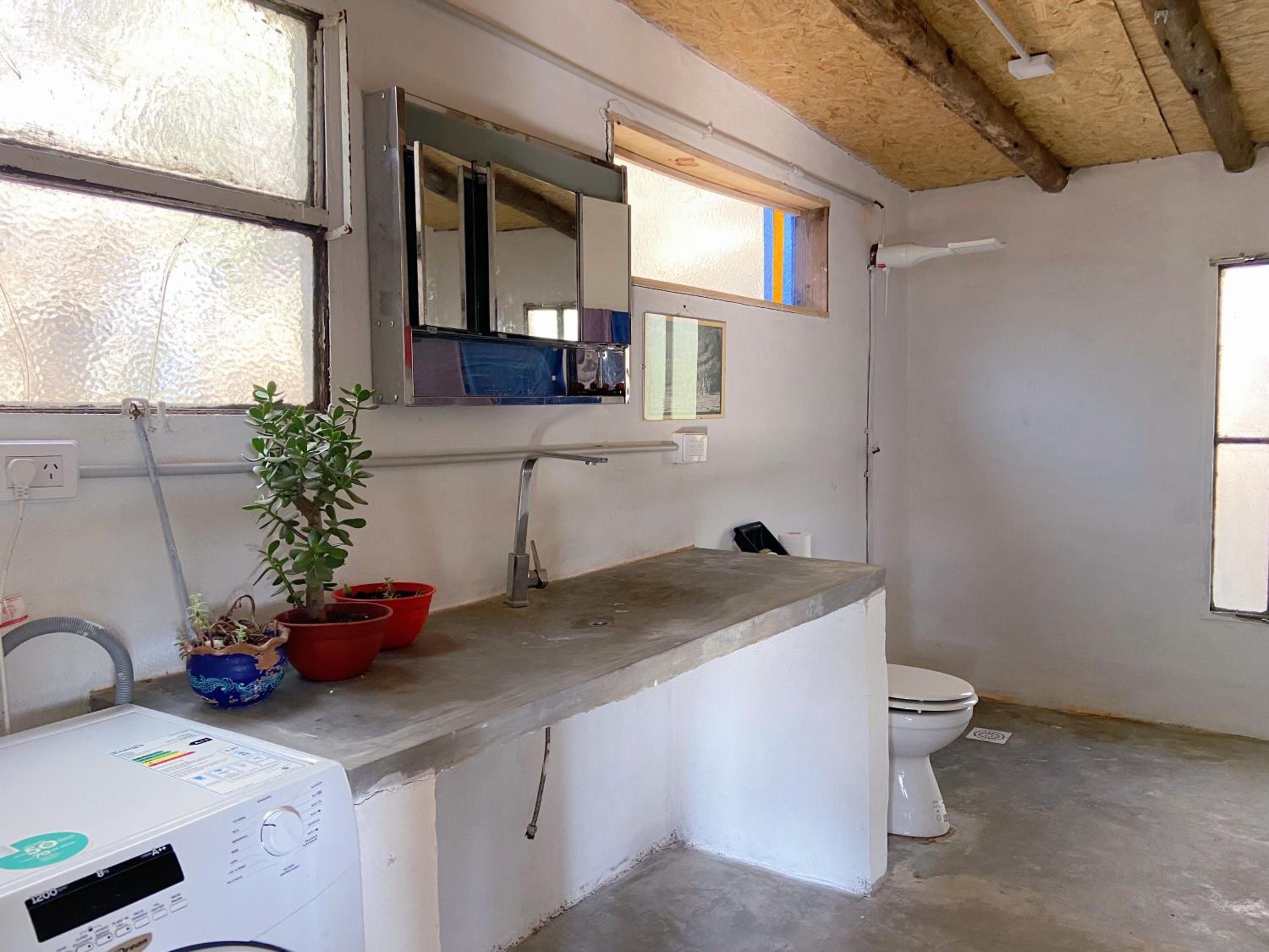 One-Bedroom House photo 3