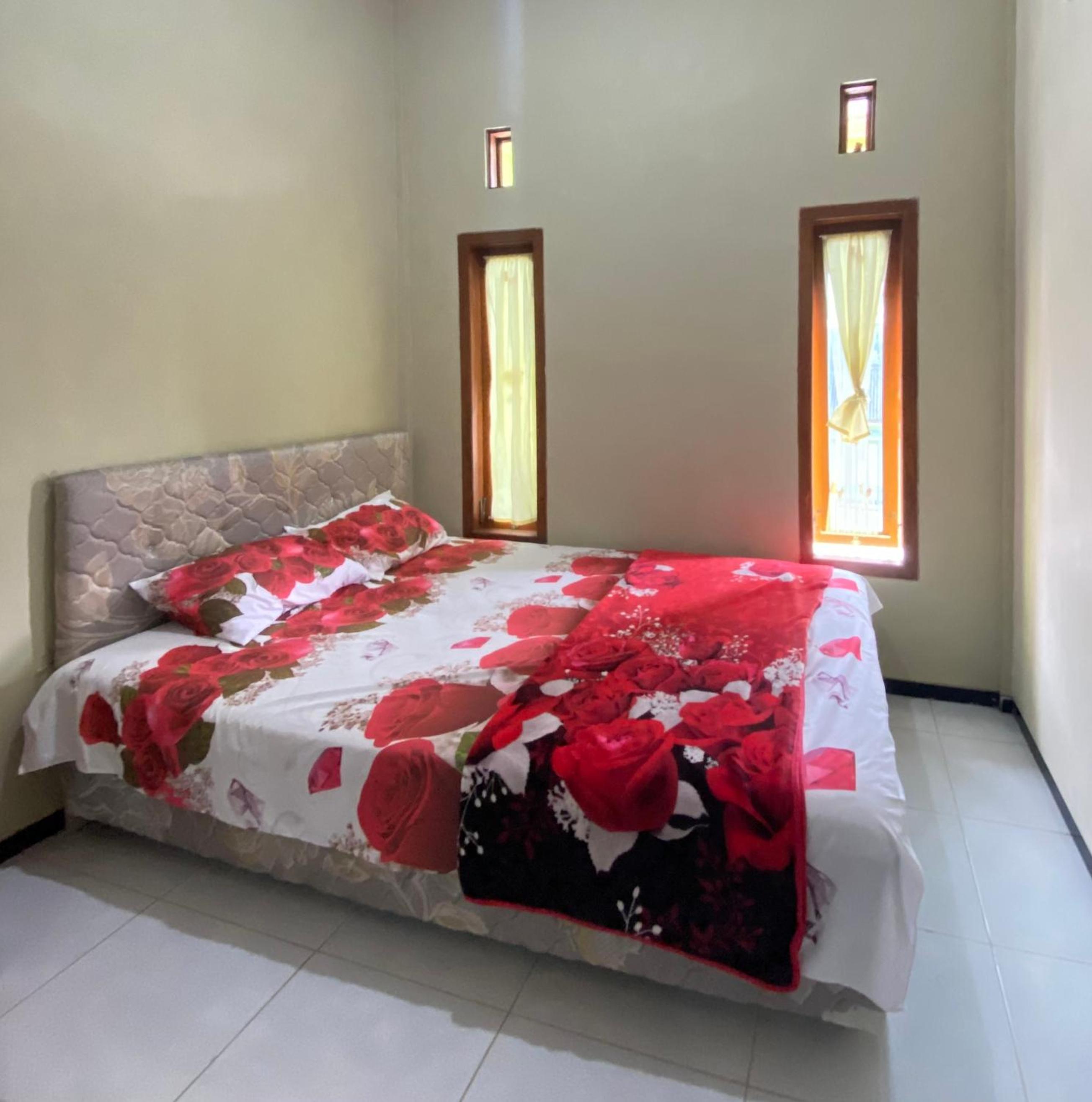 Double Room - Photo 3