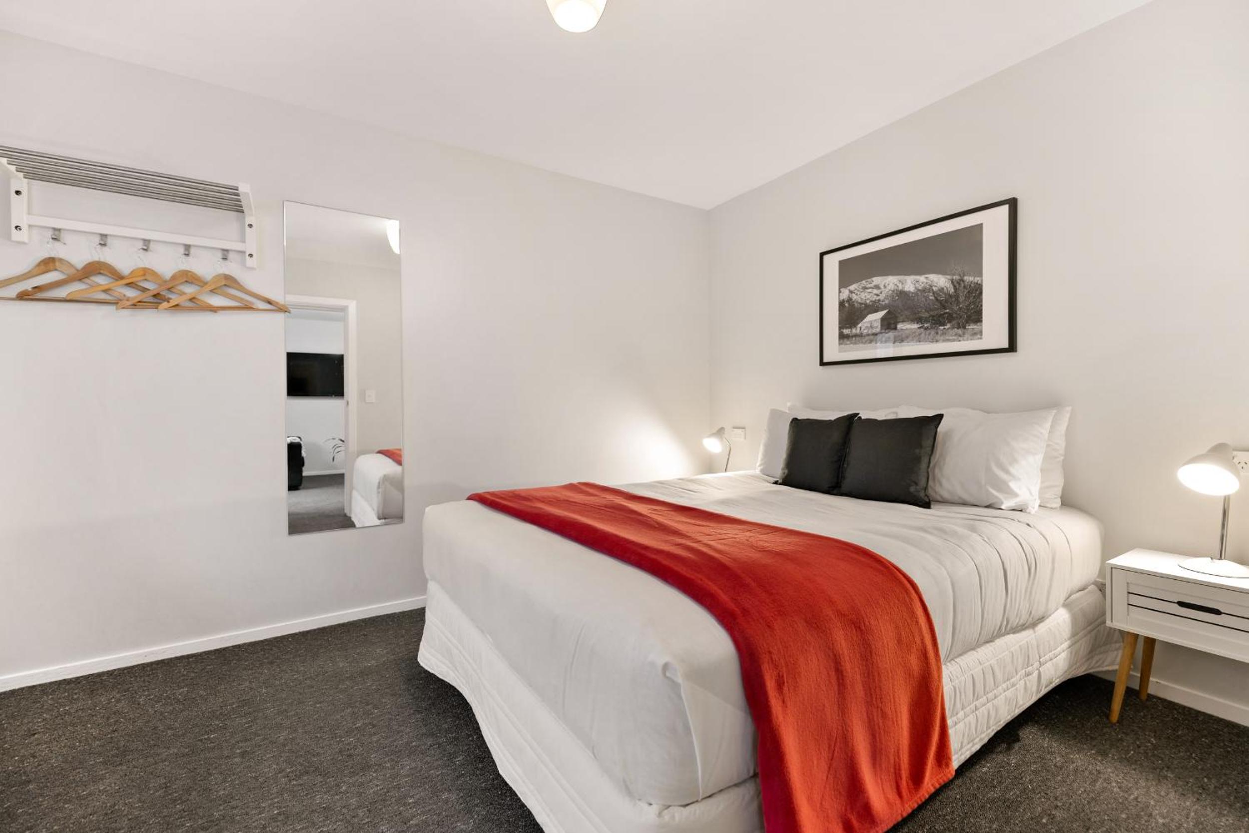 Two-Bedroom Family Apartment photo 3