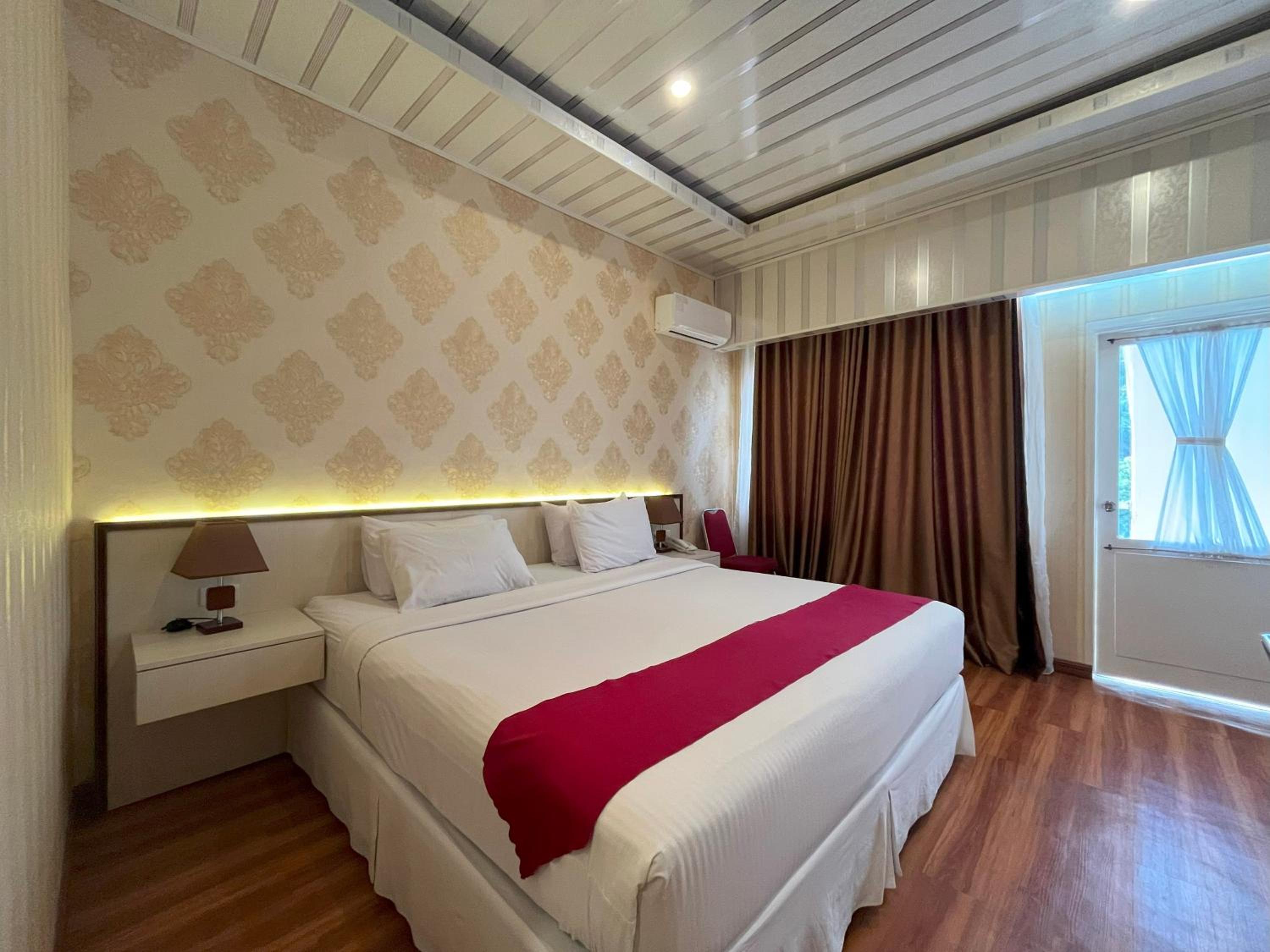 Superior Double Room - Photo 1
